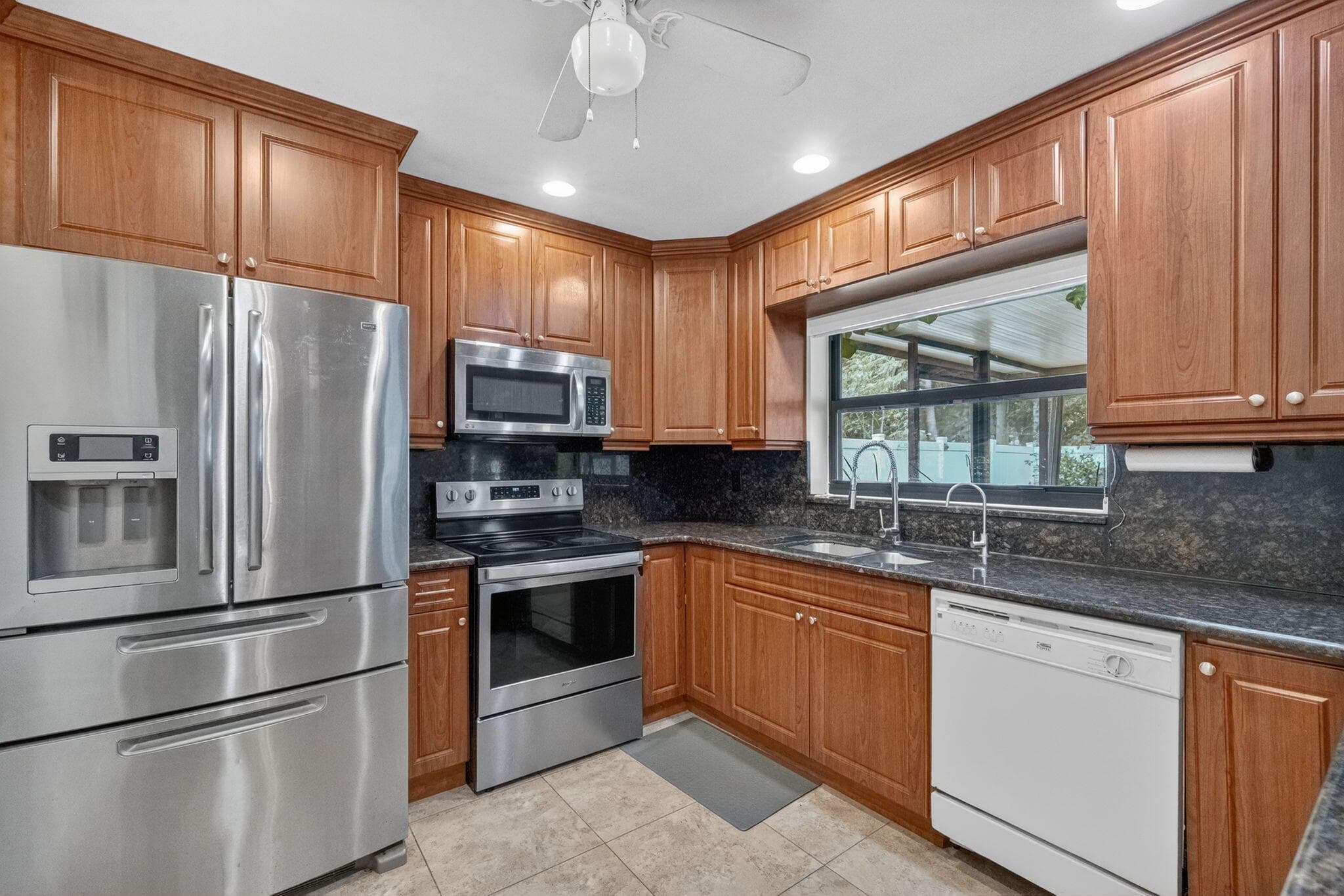 1236 SW 75th Avenue, North Lauderdale, FL 33068 — photo 8 of 22