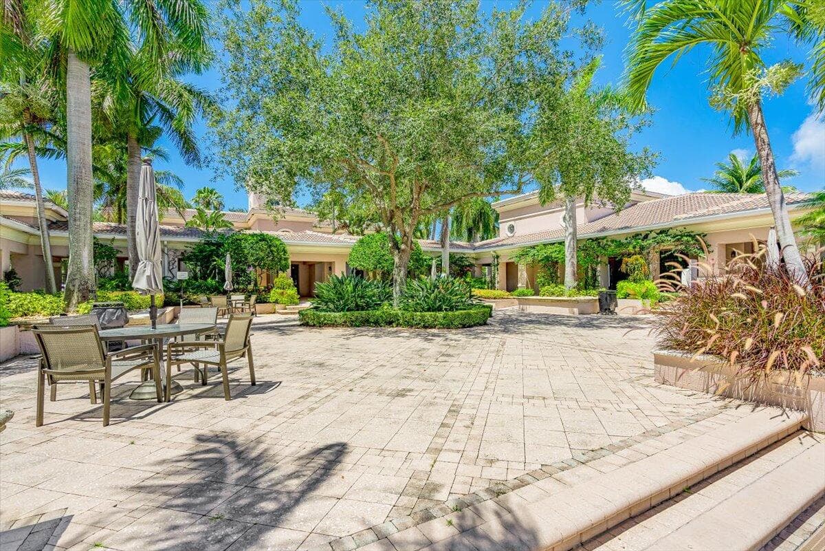2804 Sarento Place 303, Palm Beach Gardens, FL 33410 — photo 32 of 51