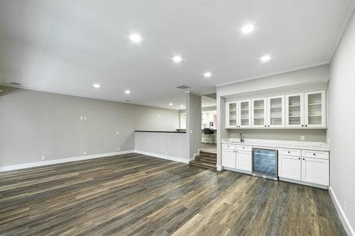 2517 Presidential Way B, West Palm Beach, FL 33401 — photo 3 of 45