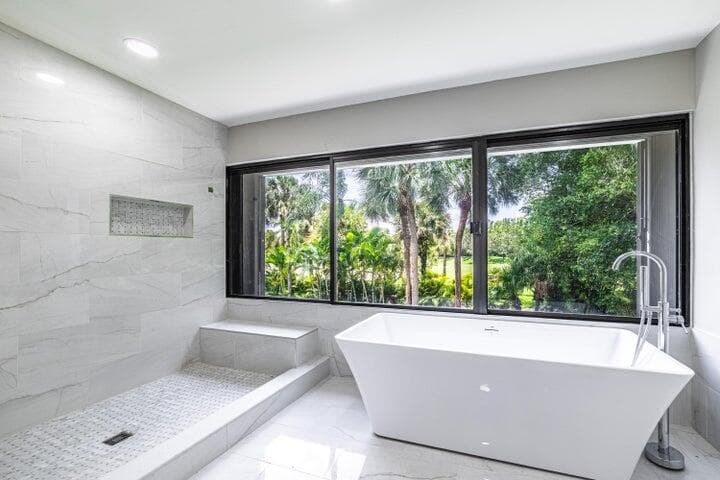 2517 Presidential Way B, West Palm Beach, FL 33401 — photo 18 of 45