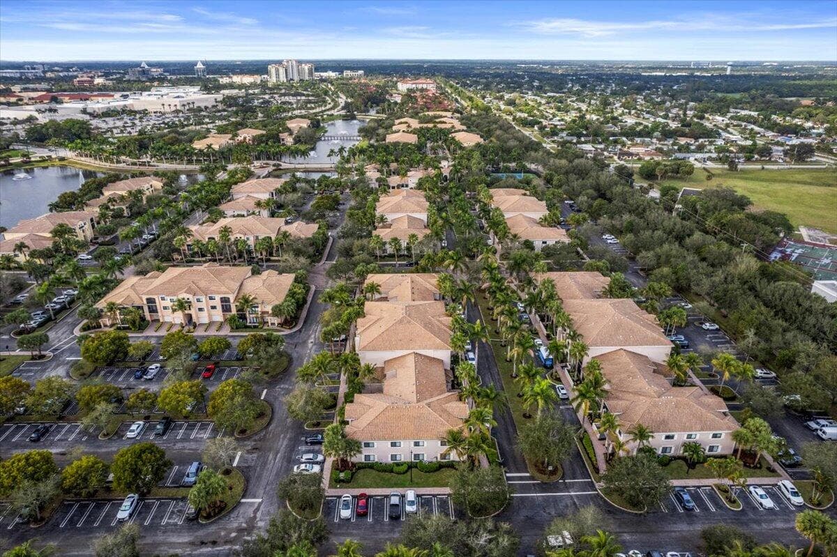 2804 Sarento Place 303, Palm Beach Gardens, FL 33410 — photo 48 of 51