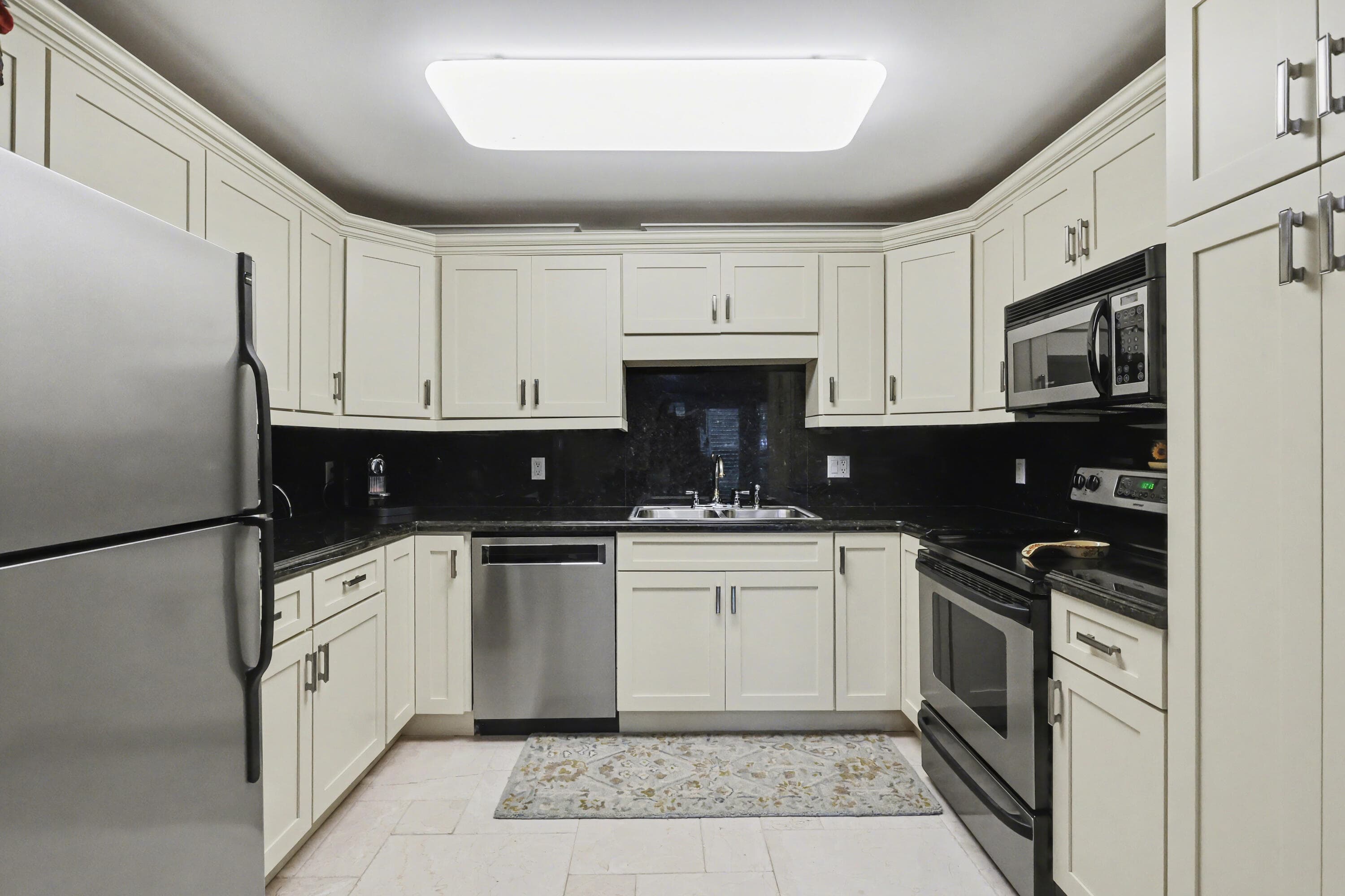 129 S Golfview Road 2, Lake Worth Beach, FL 33460 — photo 14 of 34