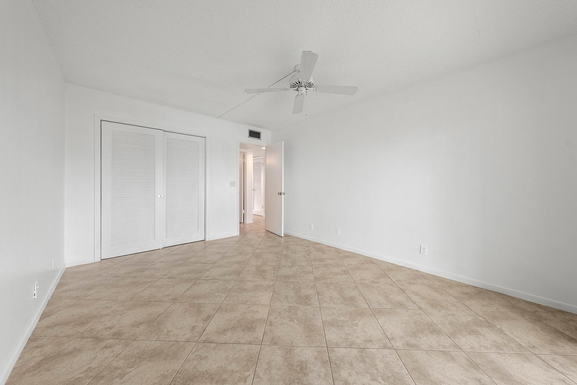 306 Wellington E, West Palm Beach, FL 33417 — photo 16 of 17
