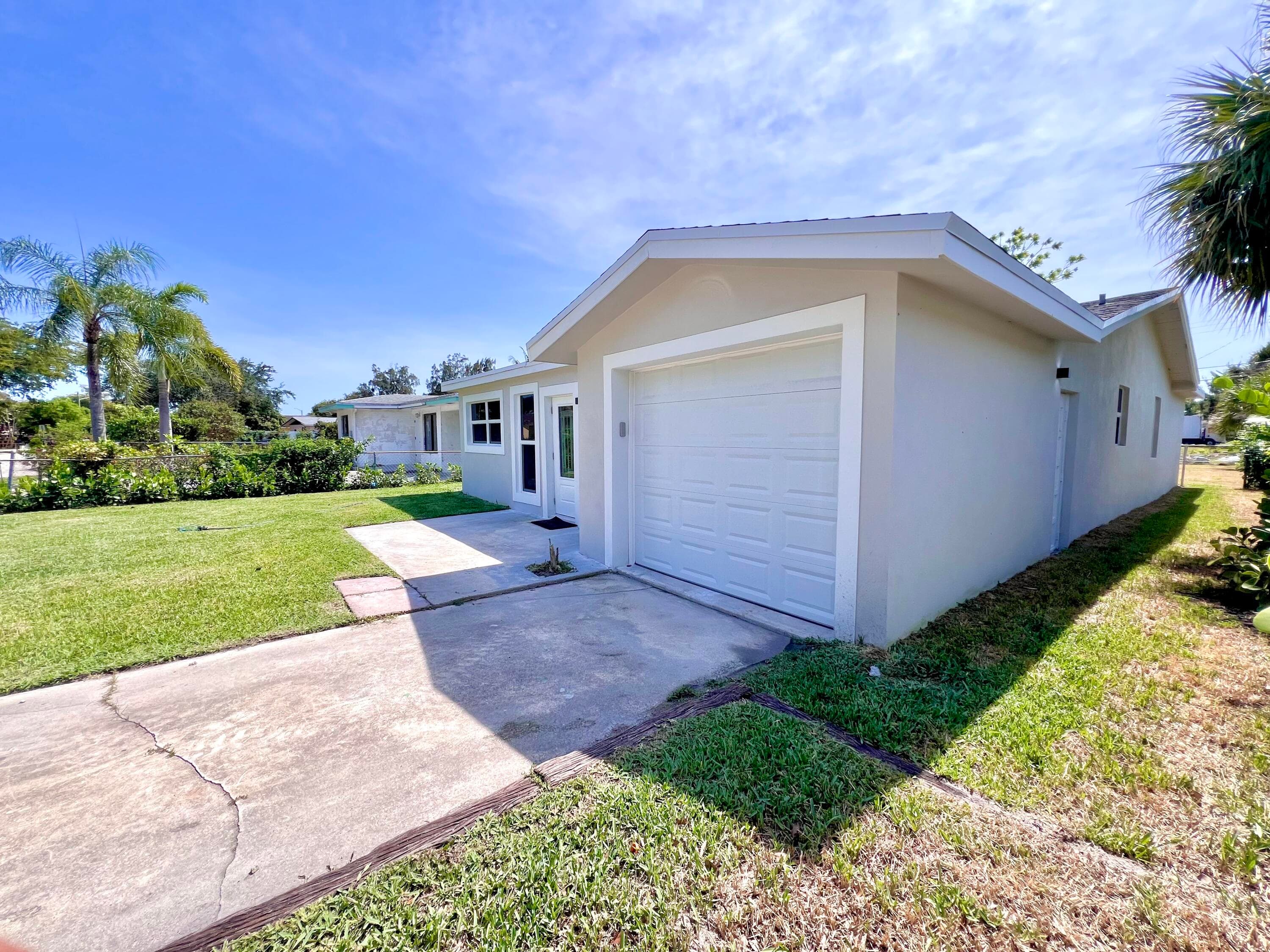 118 SW 9th Avenue, Delray Beach, FL 33444 — photo 26 of 43