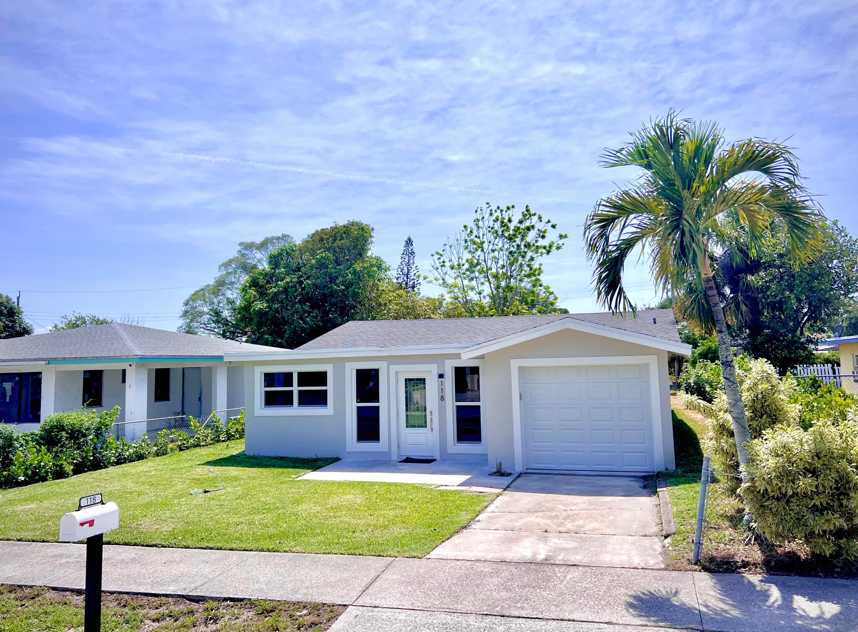 118 SW 9th Avenue, Delray Beach, FL 33444 — photo 7 of 43