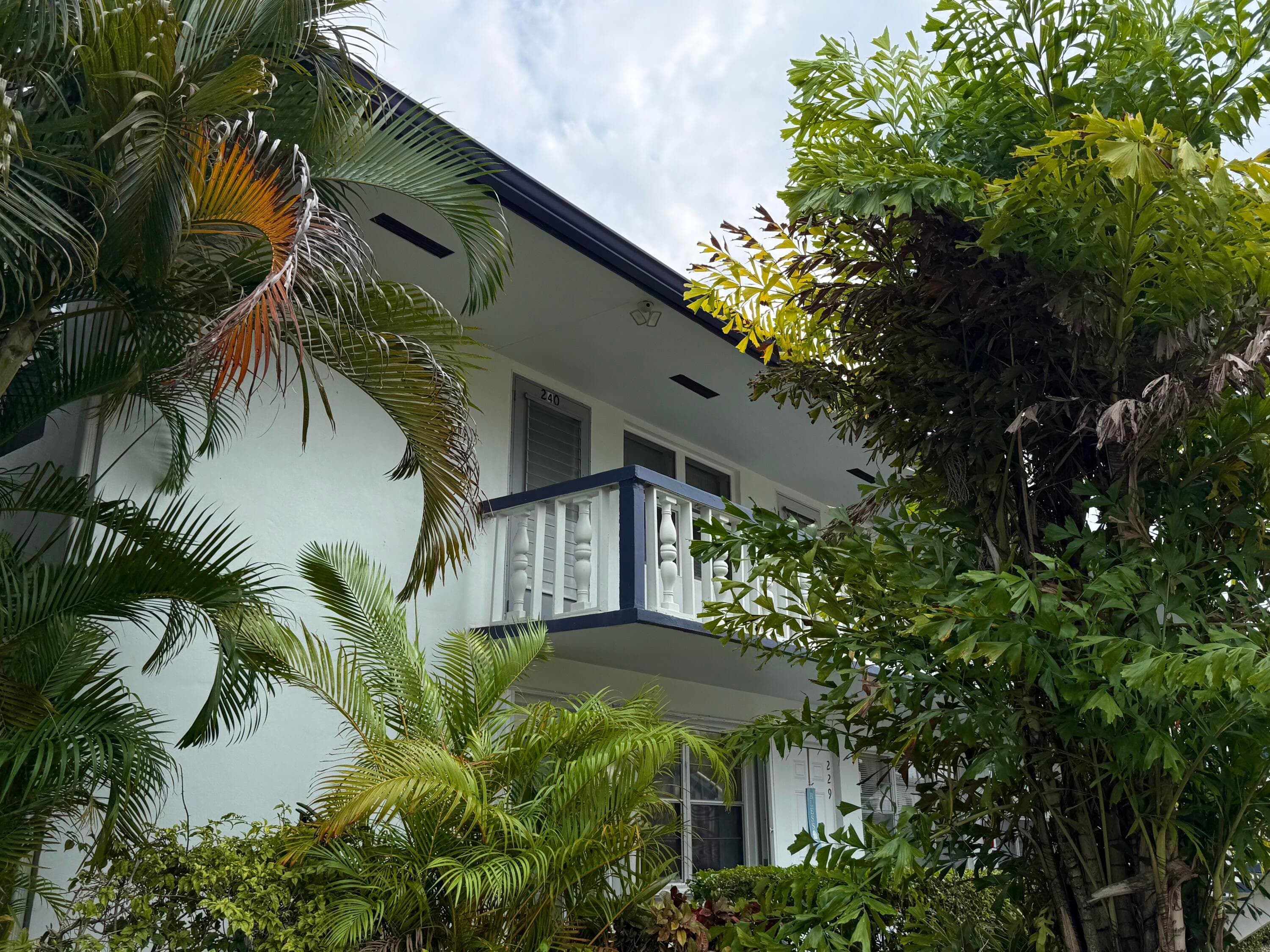 240 Northampton L, West Palm Beach, FL 33417 — photo 7 of 12