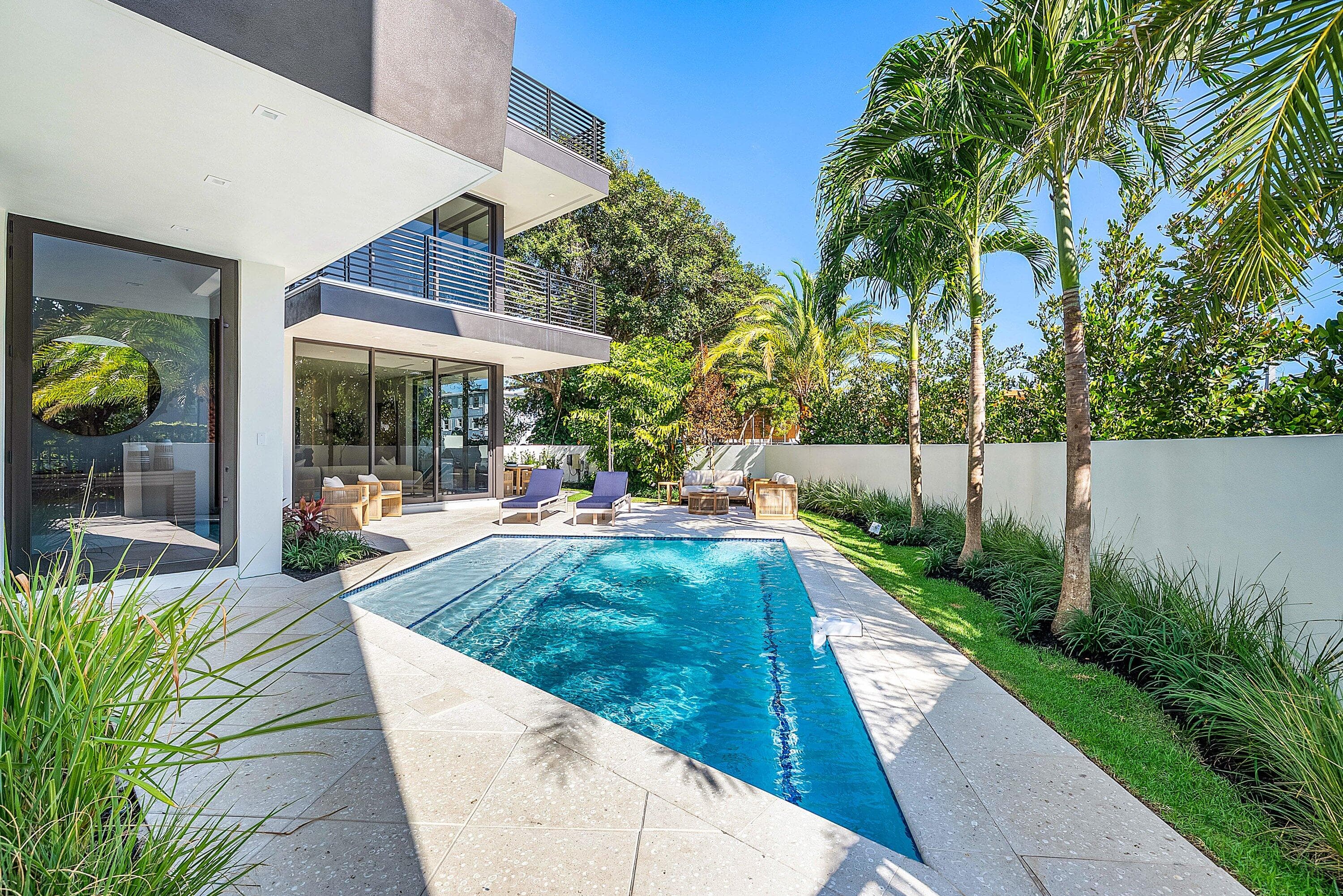 810 Andrews Avenue, Delray Beach, FL 33483 — photo 3 of 80