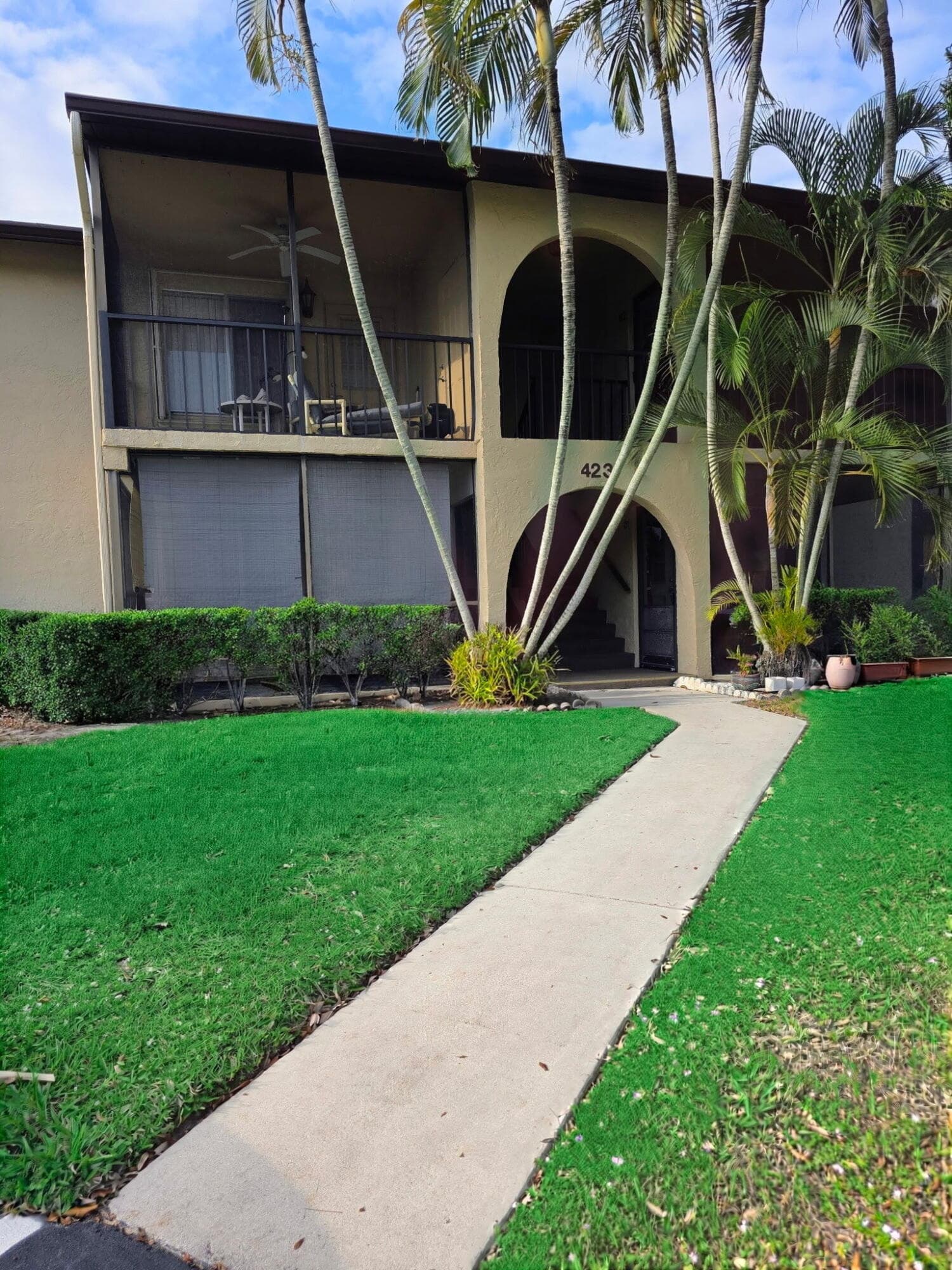 423 Pine Glen Lane C-1, Greenacres, FL 33463 — photo 1 of 14