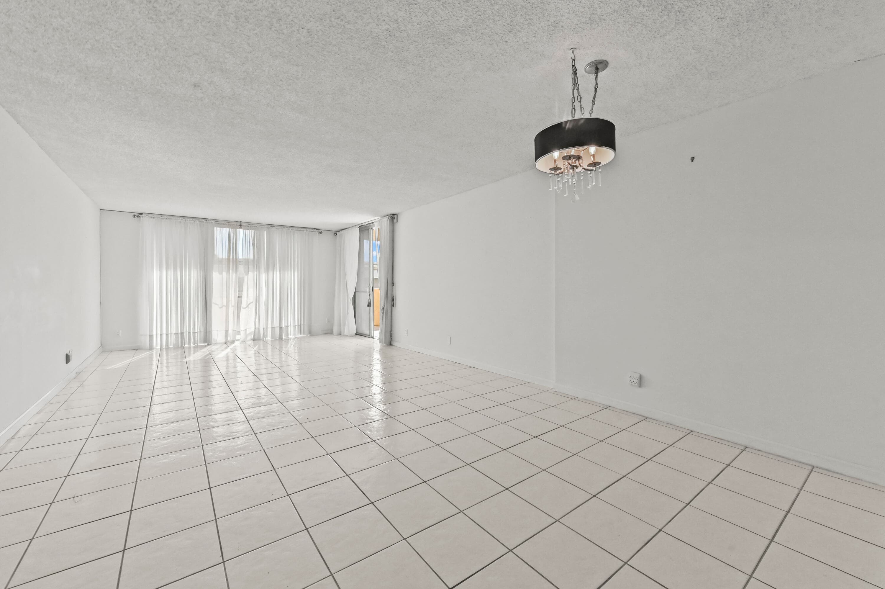 3581 S Ocean Boulevard 2d, South Palm Beach, FL 33480 — photo 9 of 35