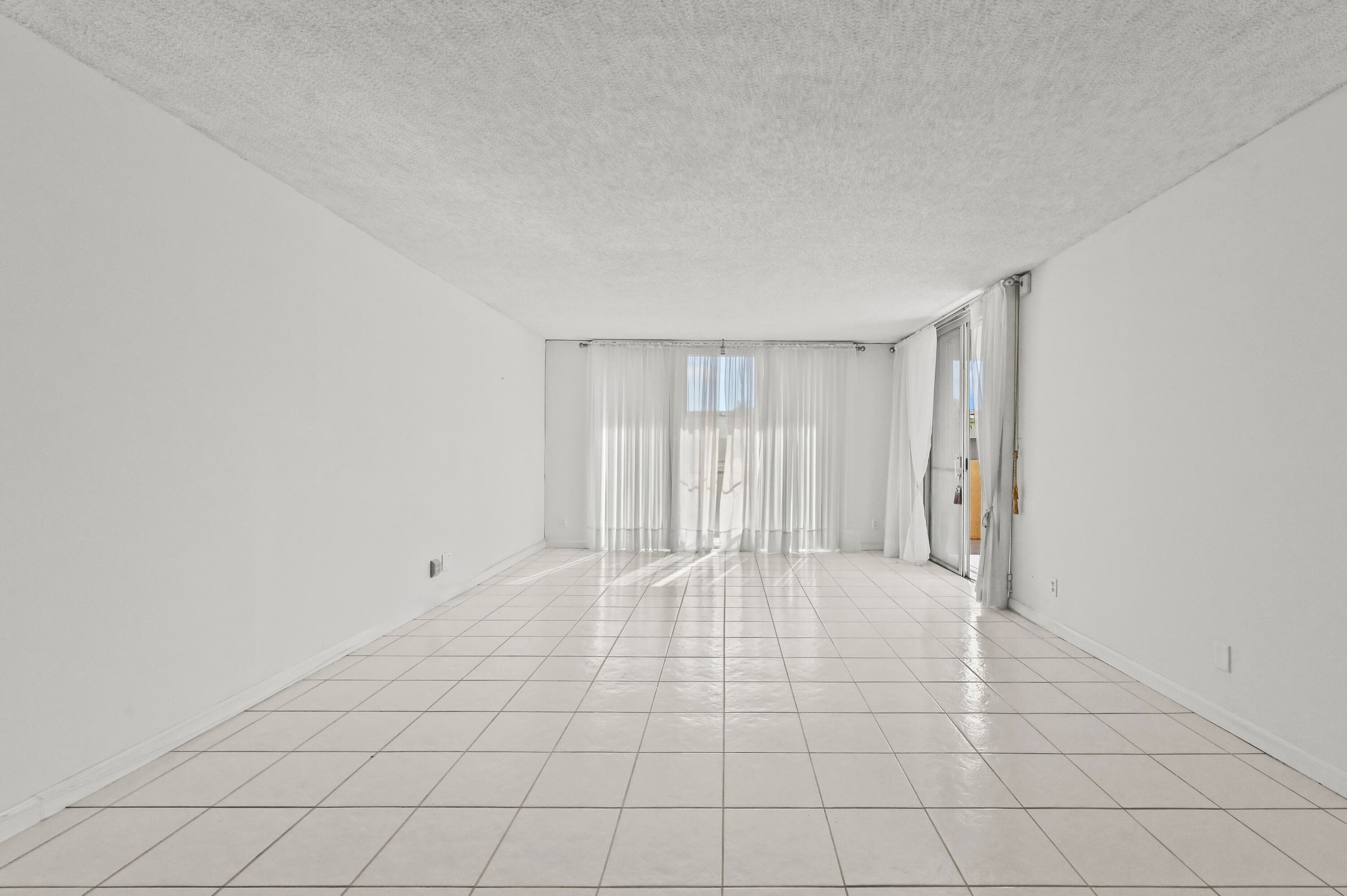 3581 S Ocean Boulevard 2d, South Palm Beach, FL 33480 — photo 12 of 35