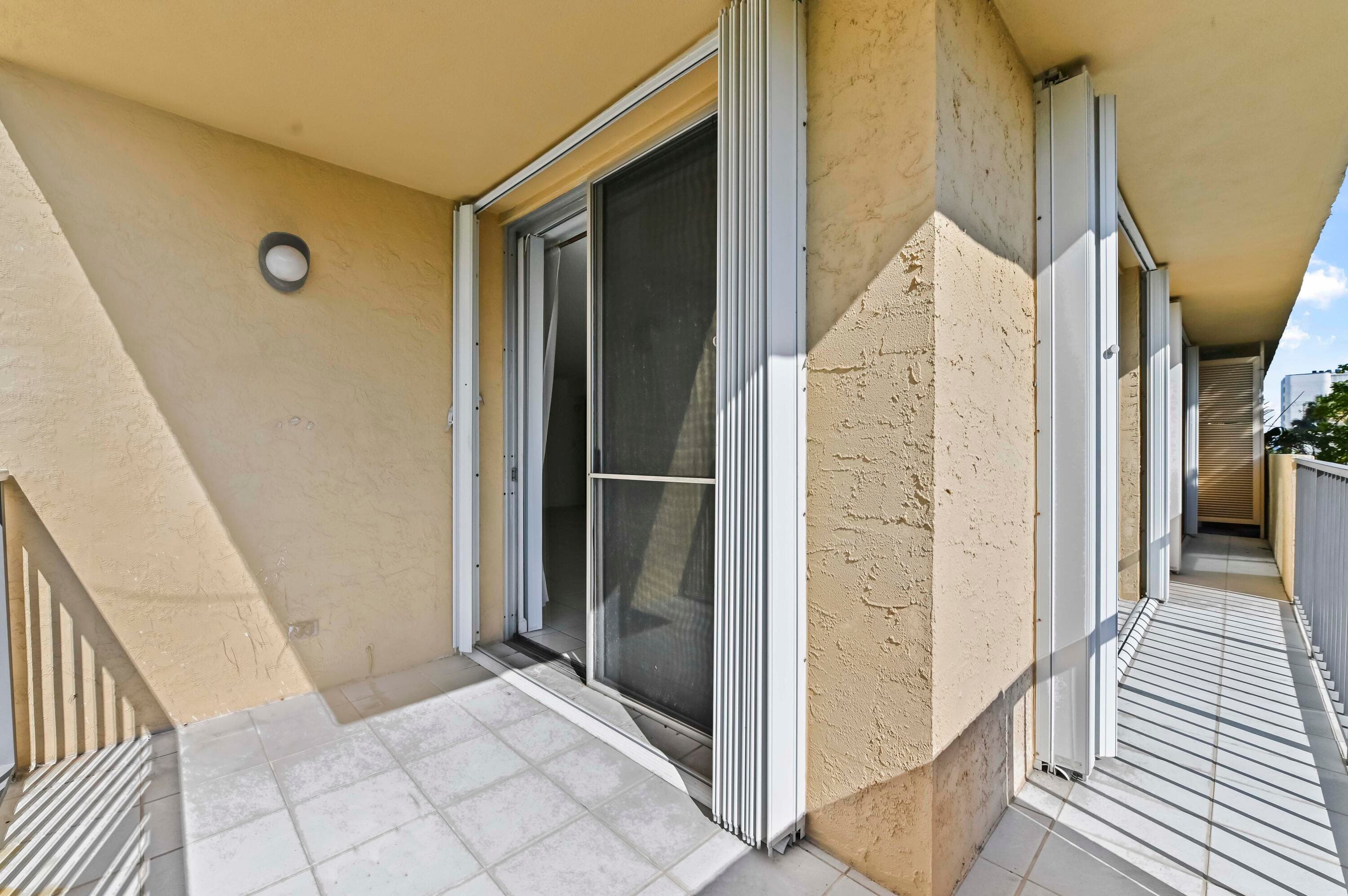 3581 S Ocean Boulevard 2d, South Palm Beach, FL 33480 — photo 23 of 35