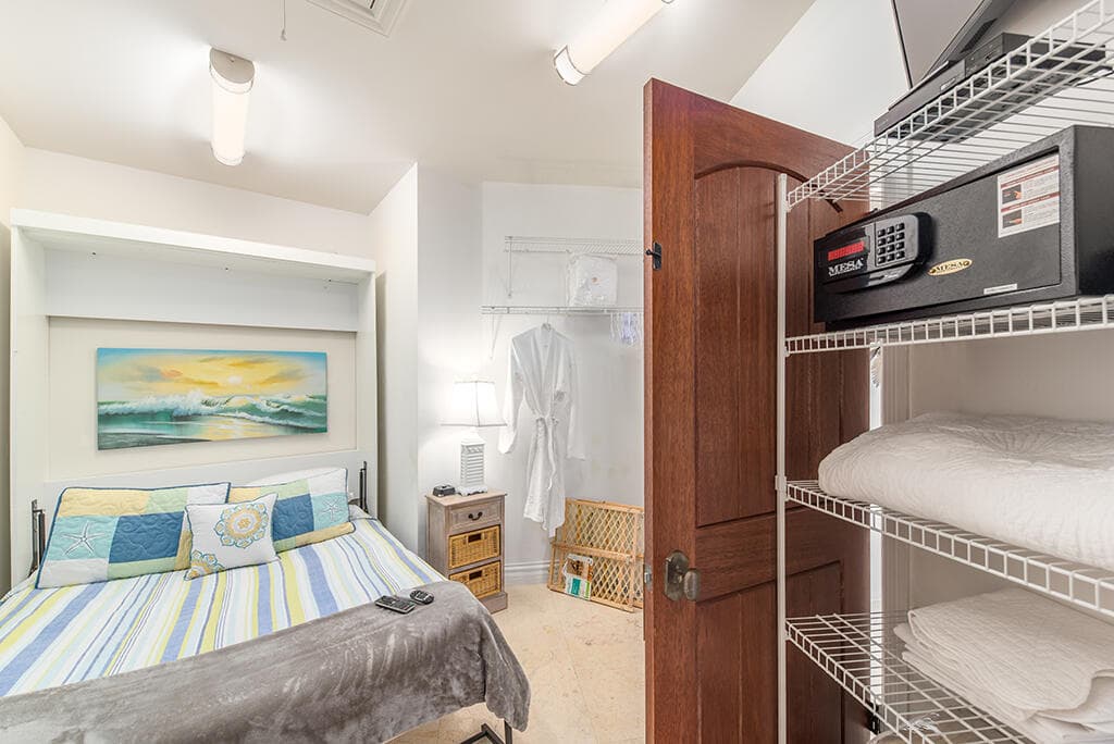 23 NE Macarthur Boulevard, Stuart, FL 34996 — photo 73 of 116
