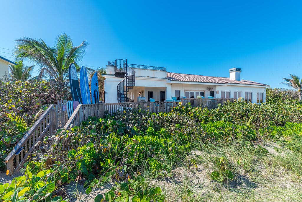 23 NE Macarthur Boulevard, Stuart, FL 34996 — photo 9 of 116