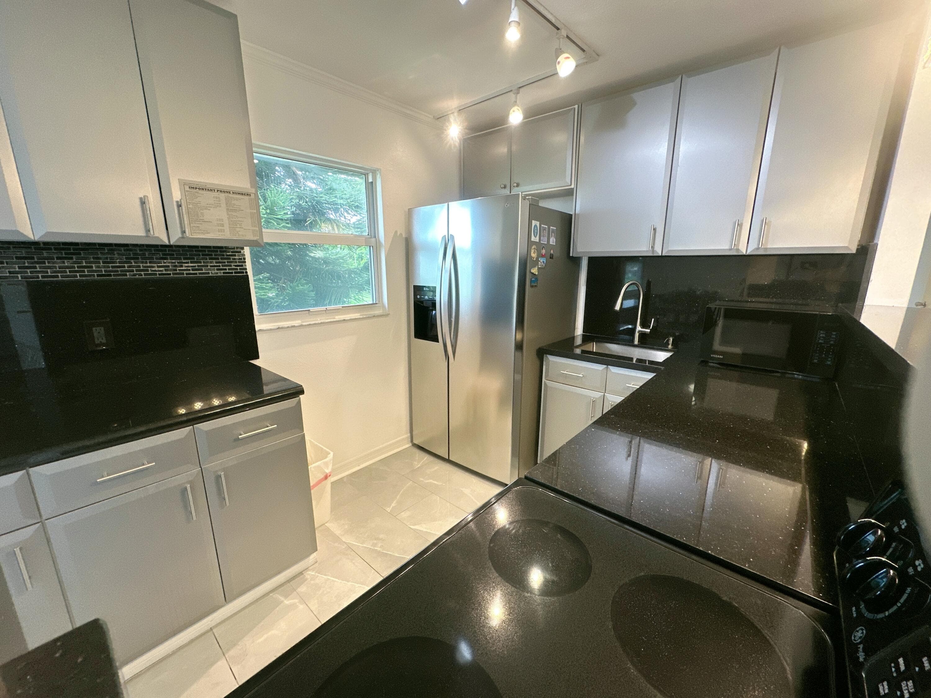 196 Tuscany C Lane, Delray Beach, FL 33446 — photo 3 of 37