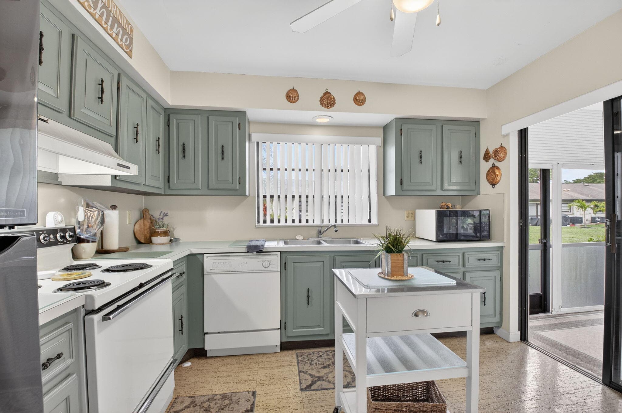 4972 Dovewood Road B, Boynton Beach, FL 33436 — photo 15 of 47