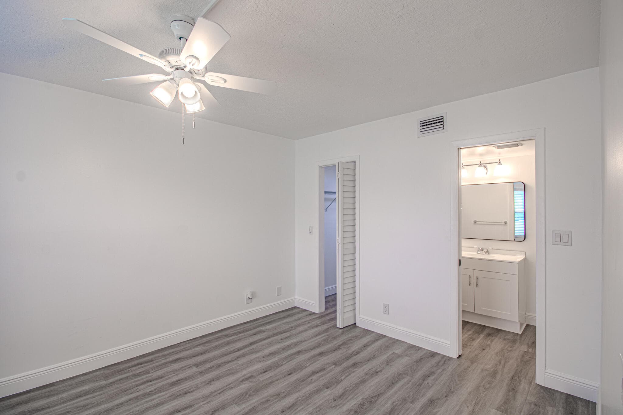 7094 Golf Colony Court 102, Lake Worth, FL 33467 — photo 8 of 24