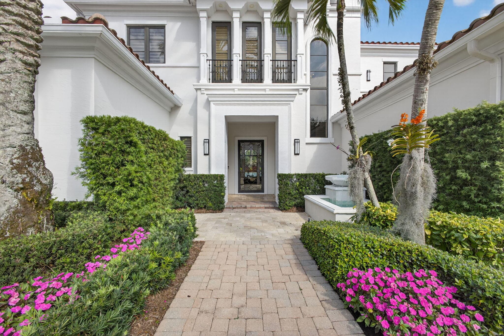 213 Via Palacio, Palm Beach Gardens, FL 33418 — photo 3 of 159