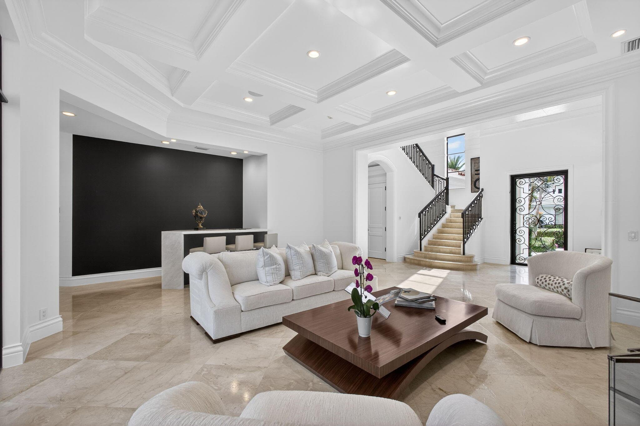 213 Via Palacio, Palm Beach Gardens, FL 33418 — photo 17 of 159