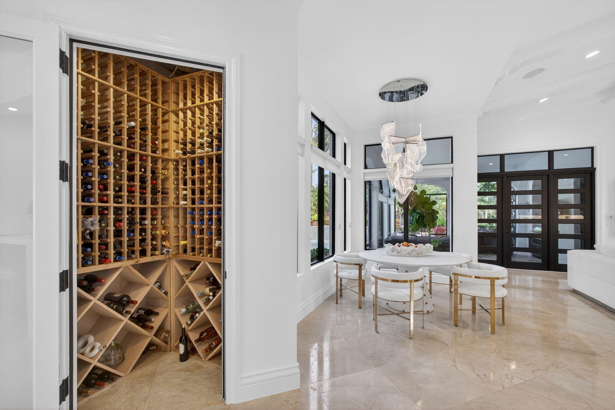 213 Via Palacio, Palm Beach Gardens, FL 33418 — photo 21 of 159