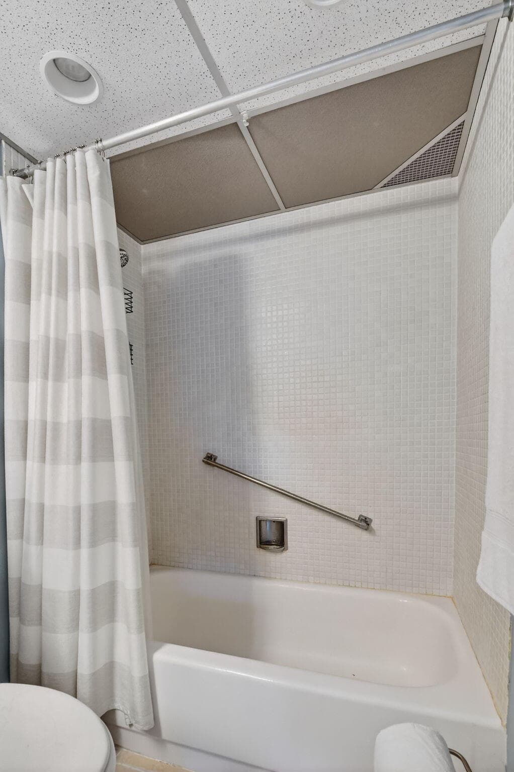 471 Monaco J, Delray Beach, FL 33446 — photo 19 of 77