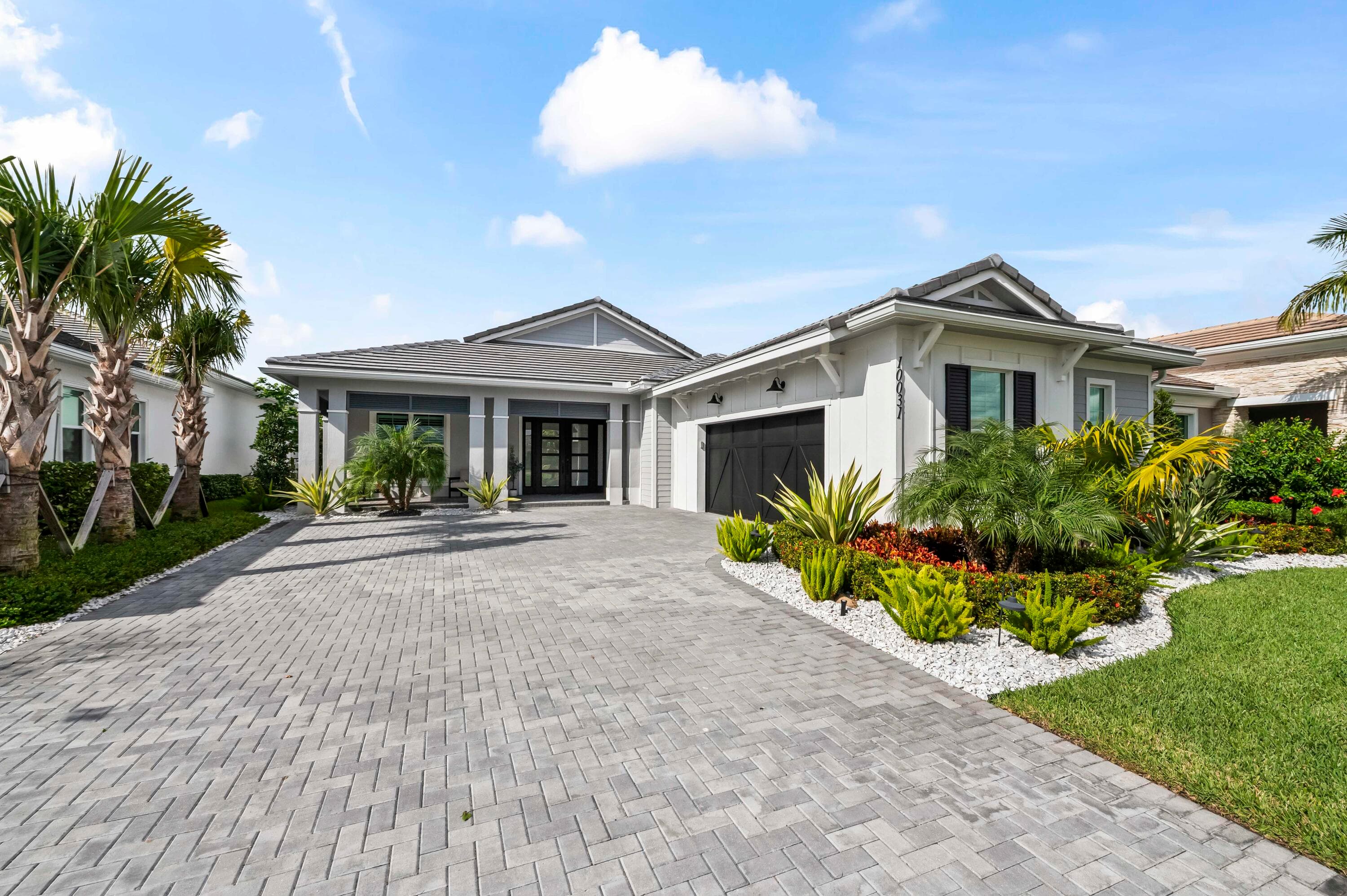 10031 Timber Creek Way, Palm Beach Gardens, FL 33412 — photo 2 of 57