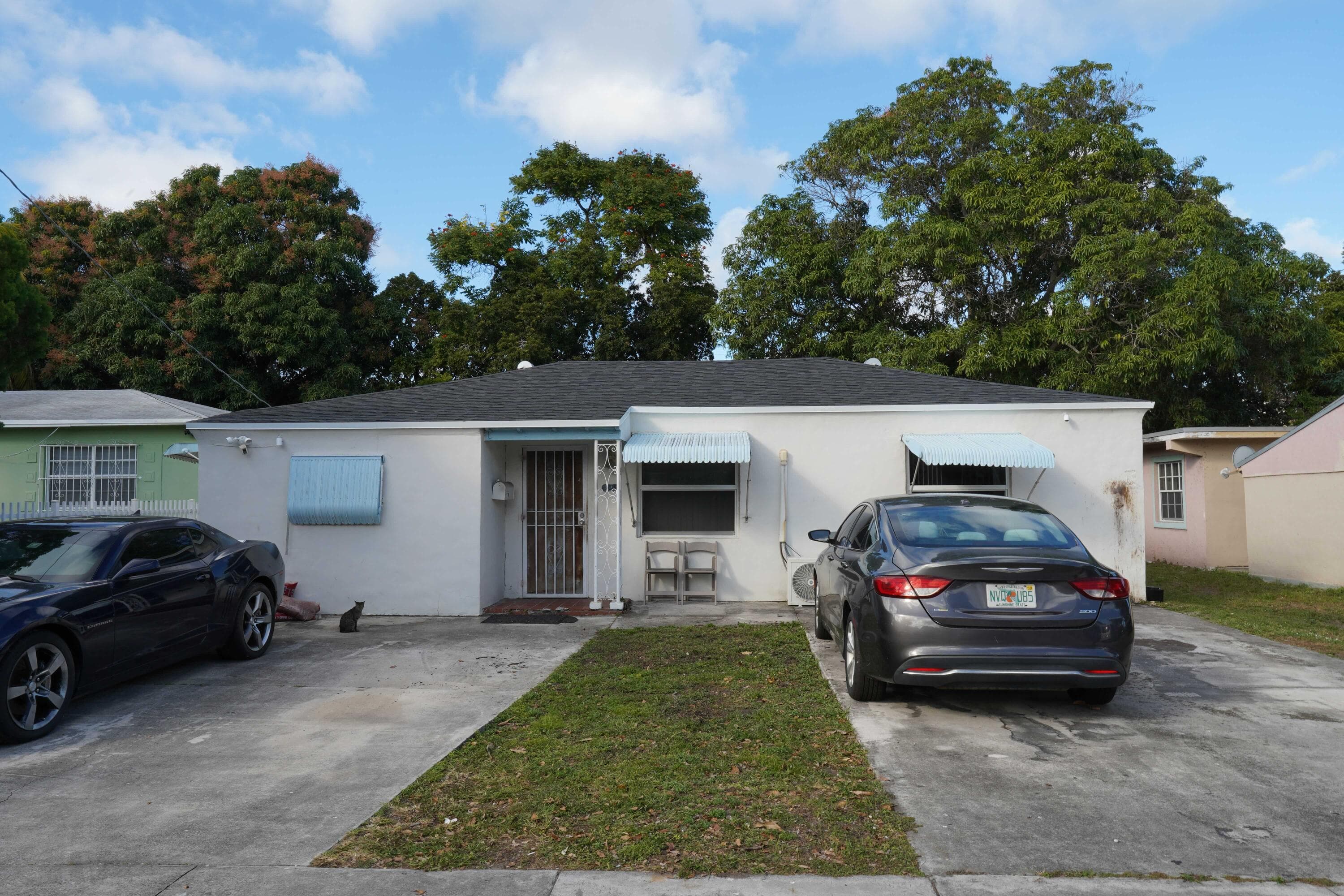 625 NE 130th Street, North Miami, FL 33161 — photo 1 of 4