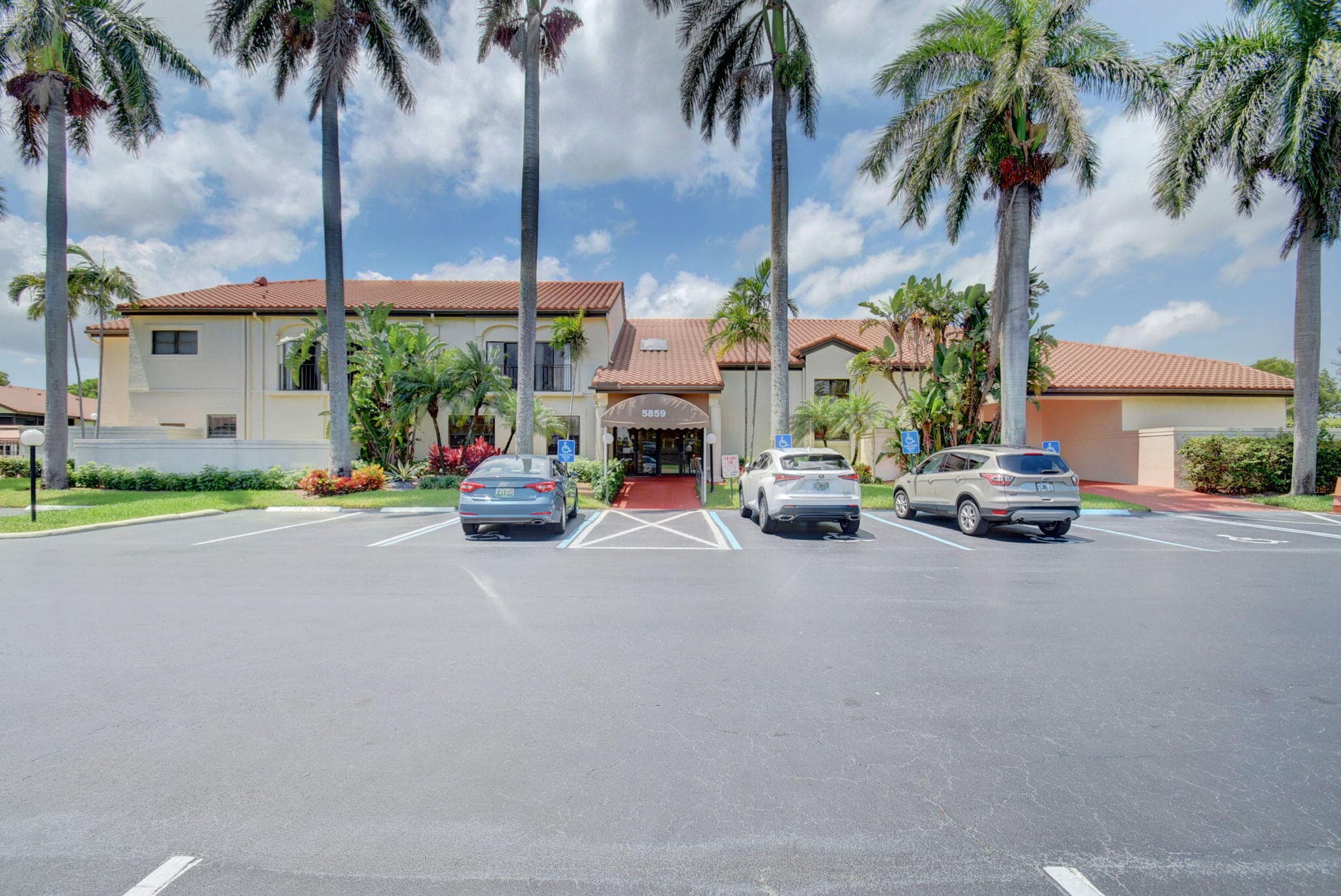 10215 N Circle Lake Drive 101, Boynton Beach, FL 33437 — photo 42 of 57