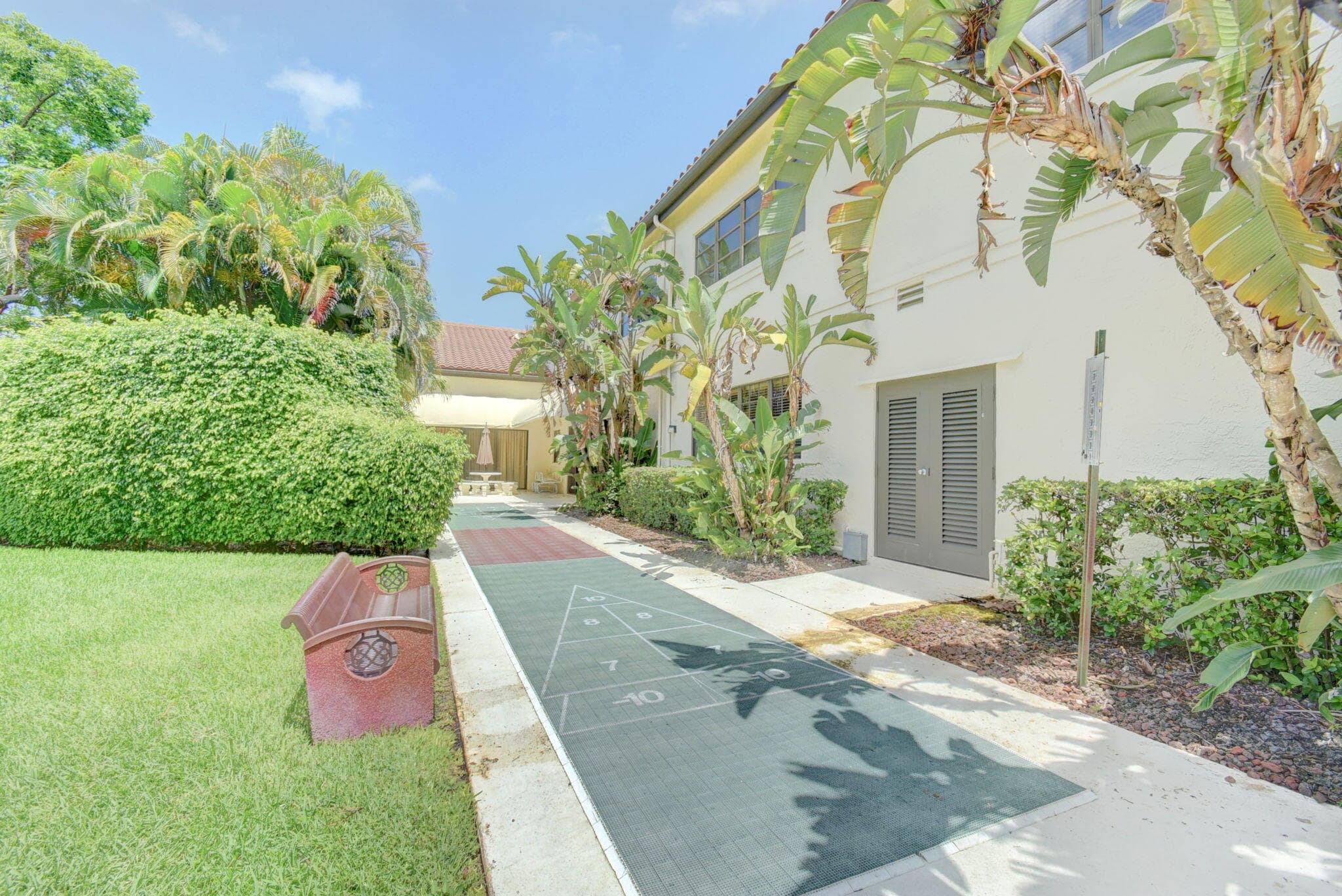 10215 N Circle Lake Drive 101, Boynton Beach, FL 33437 — photo 48 of 57