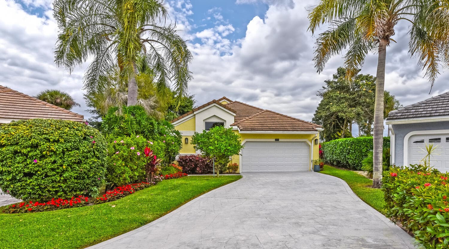 13054 Touchstone Place, Palm Beach Gardens, FL 33418 — photo 4 of 47