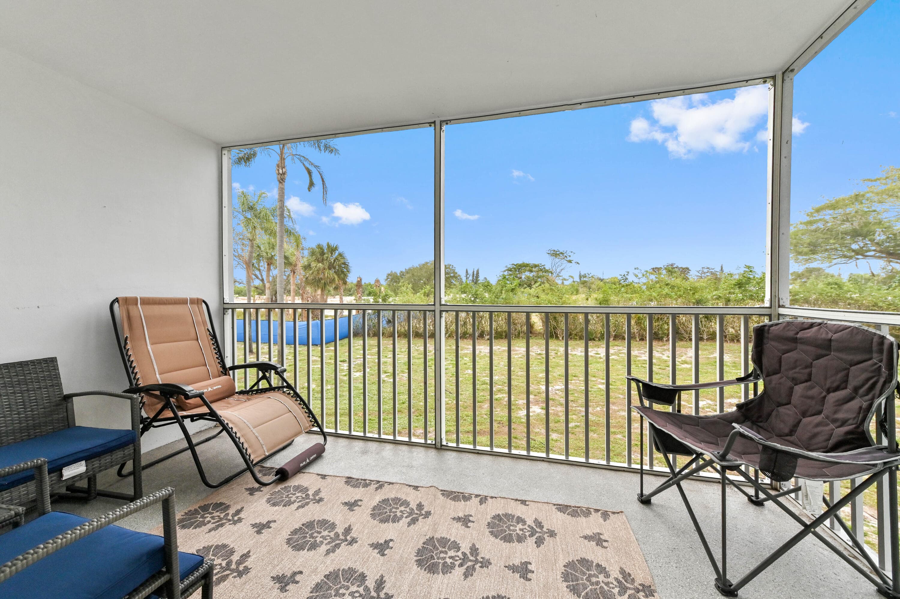 5700 NW 2nd Avenue 211, Boca Raton, FL 33487 — photo 1 of 29