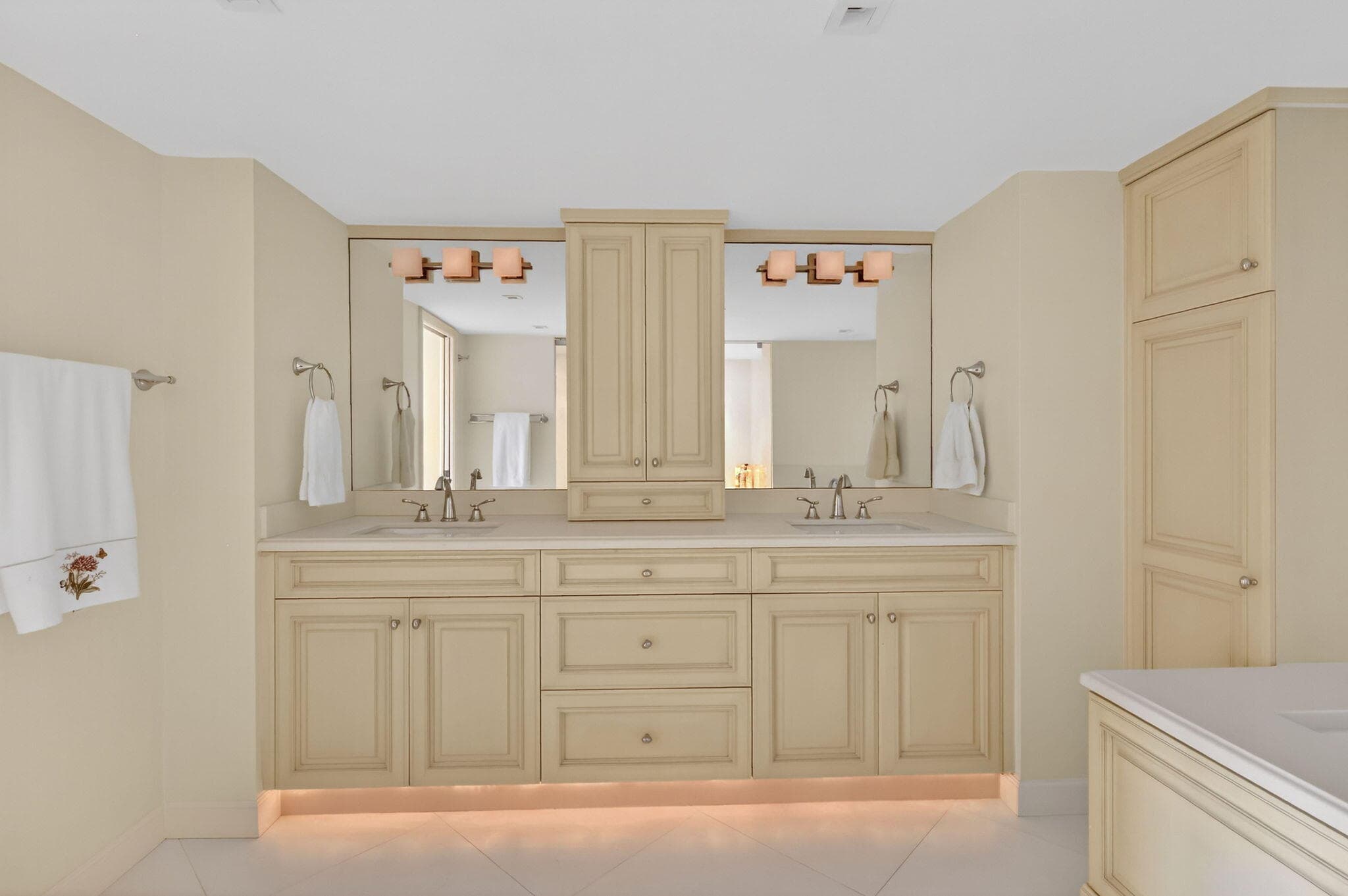 4000 N Highway A1a 502, Hutchinson Island, FL 34949 — photo 37 of 53