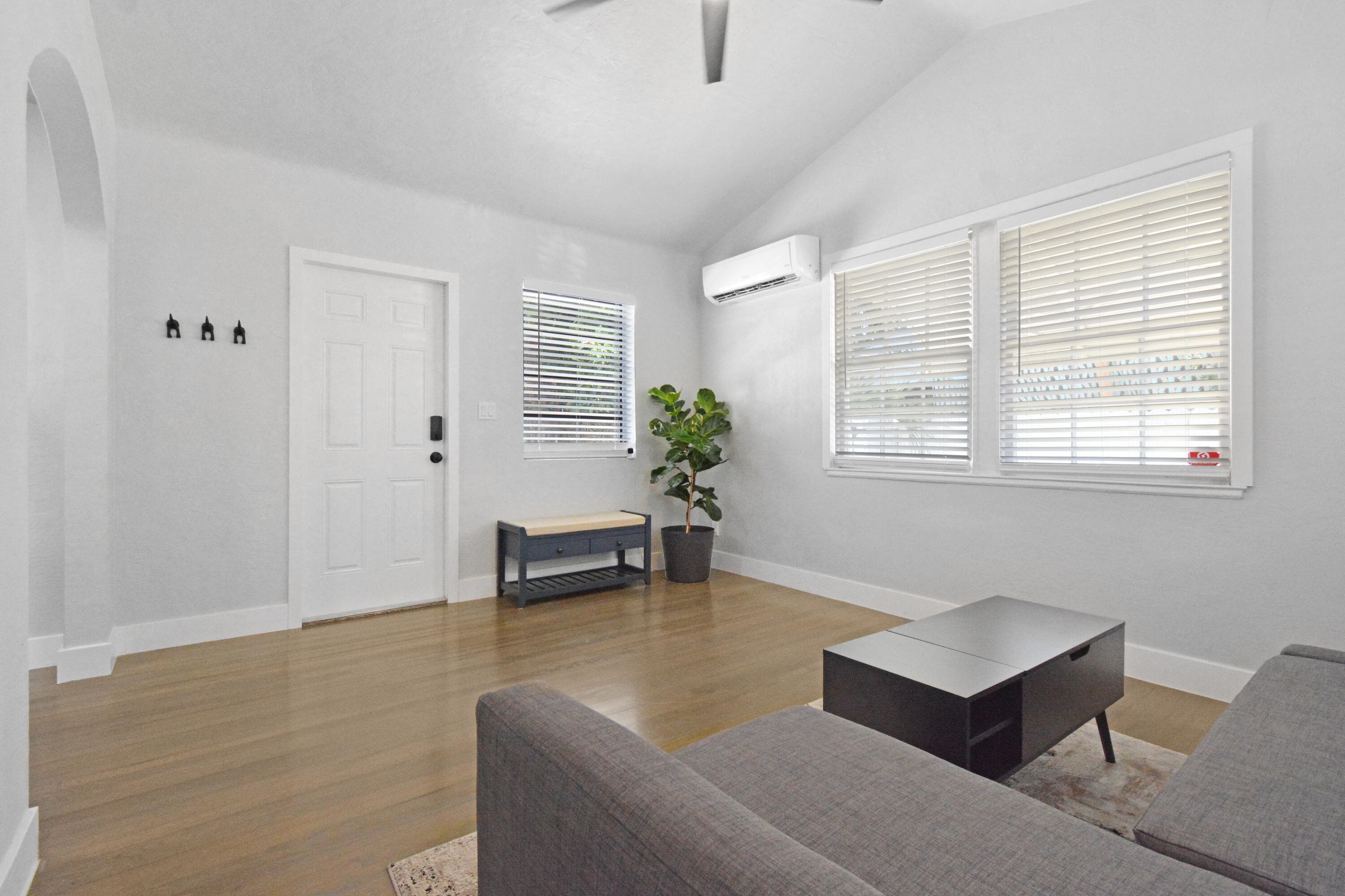 2140 Monroe Terrace, Hollywood, FL 33020 — photo 9 of 34
