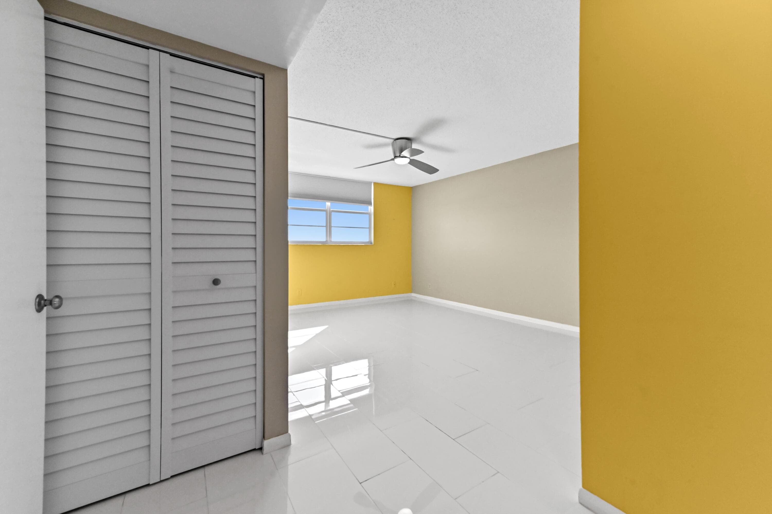 5700 NW 2nd Avenue 503, Boca Raton, FL 33487 — photo 15 of 37