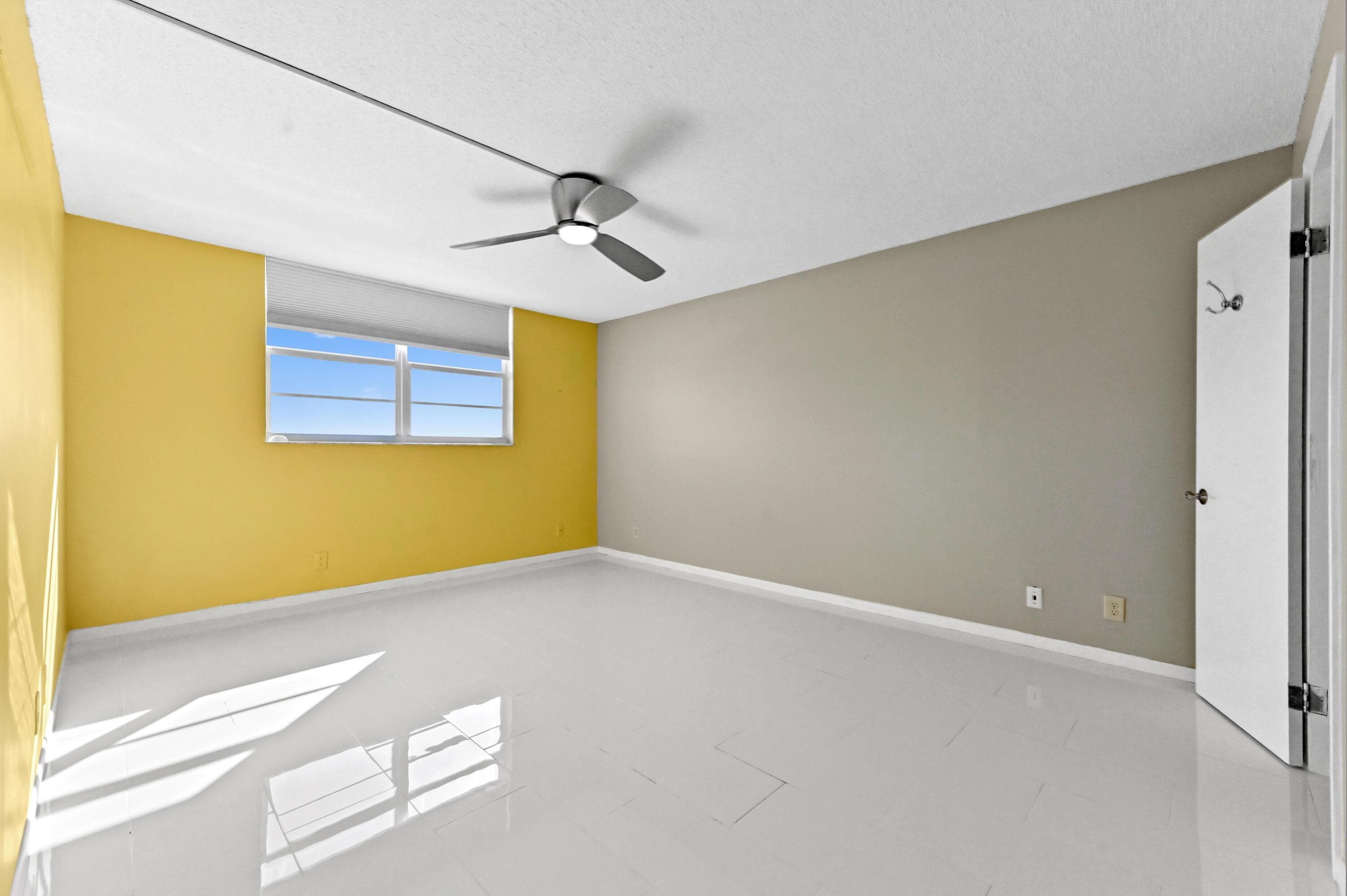 5700 NW 2nd Avenue 503, Boca Raton, FL 33487 — photo 14 of 37