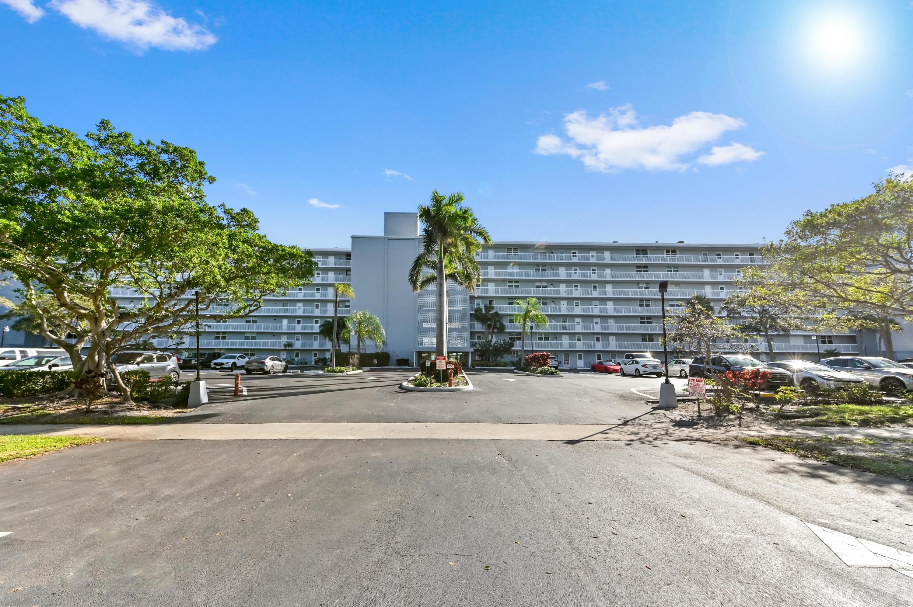 5700 NW 2nd Avenue 503, Boca Raton, FL 33487 — photo 33 of 37
