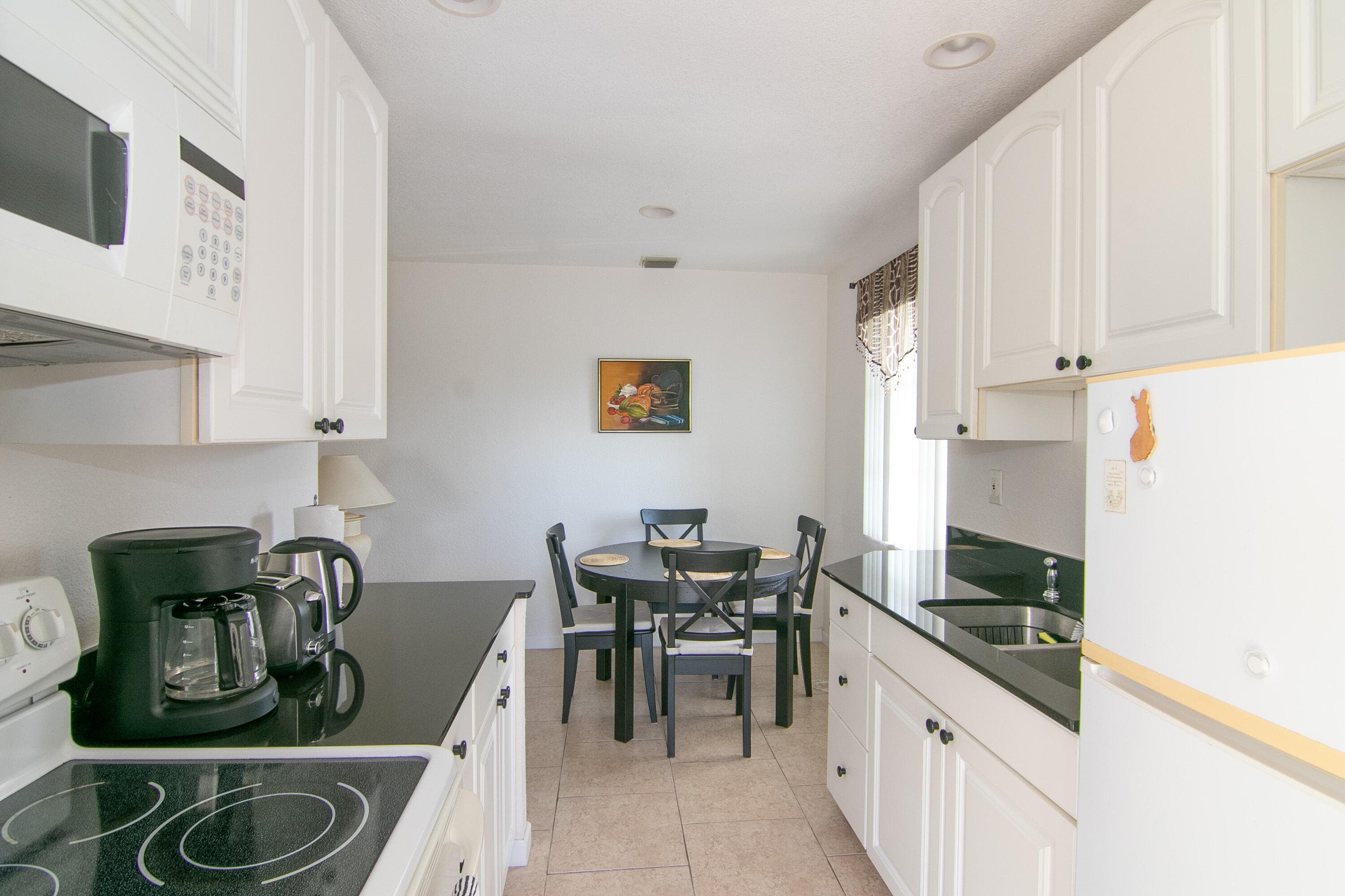 4056 Lake Osborne Drive 15, Lake Worth Beach, FL 33461 — photo 9 of 25