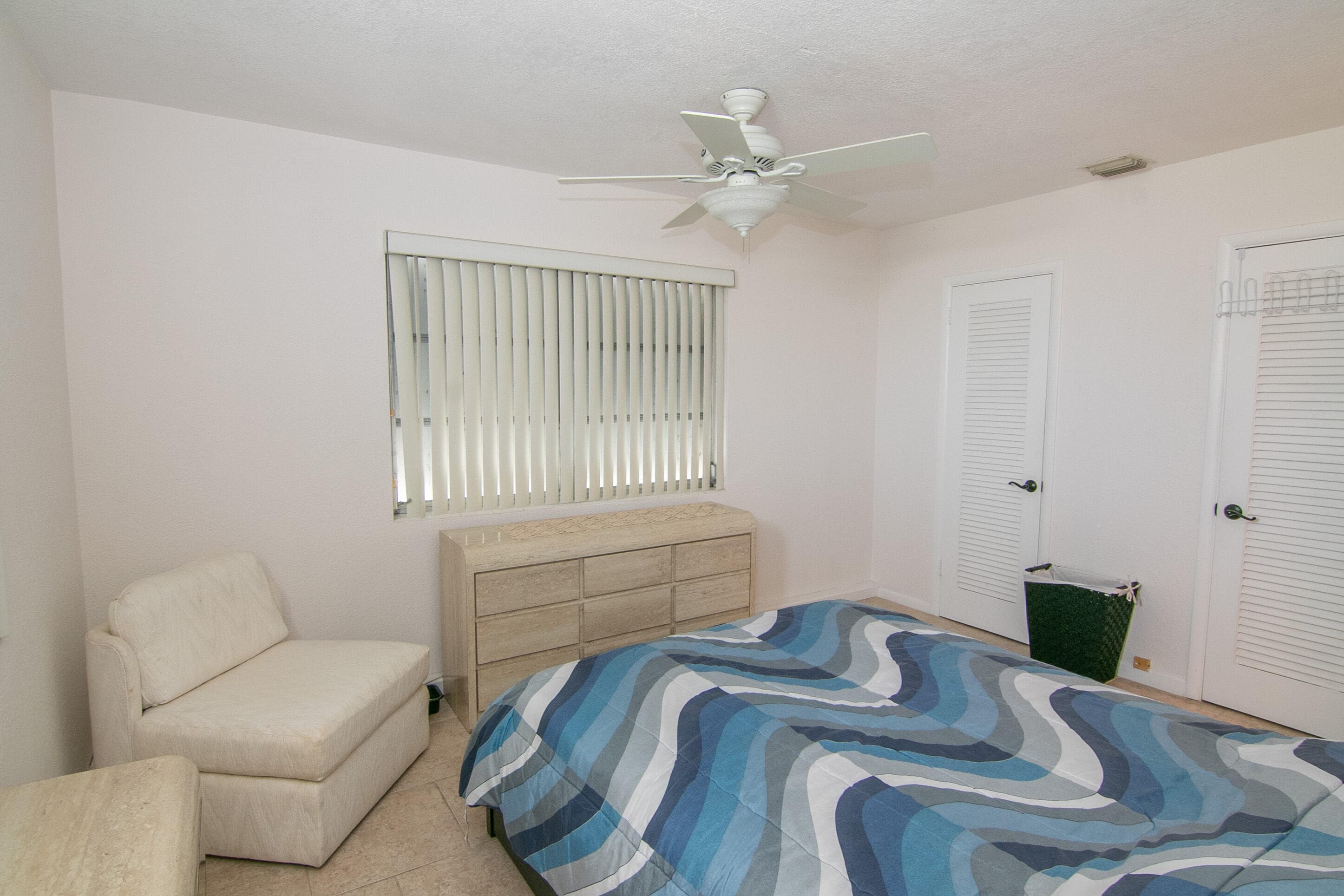 4056 Lake Osborne Drive 15, Lake Worth Beach, FL 33461 — photo 12 of 25