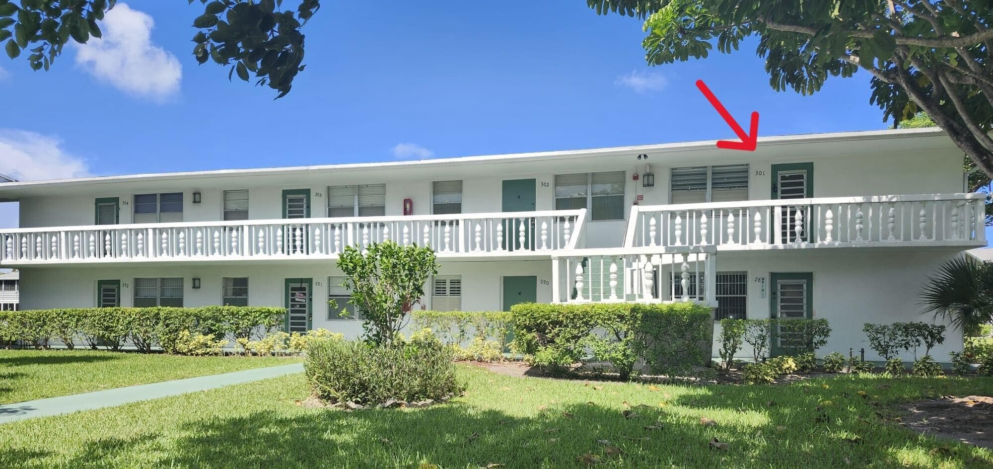 301 Farnham M 301, Deerfield Beach, FL 33442 — photo 2 of 42