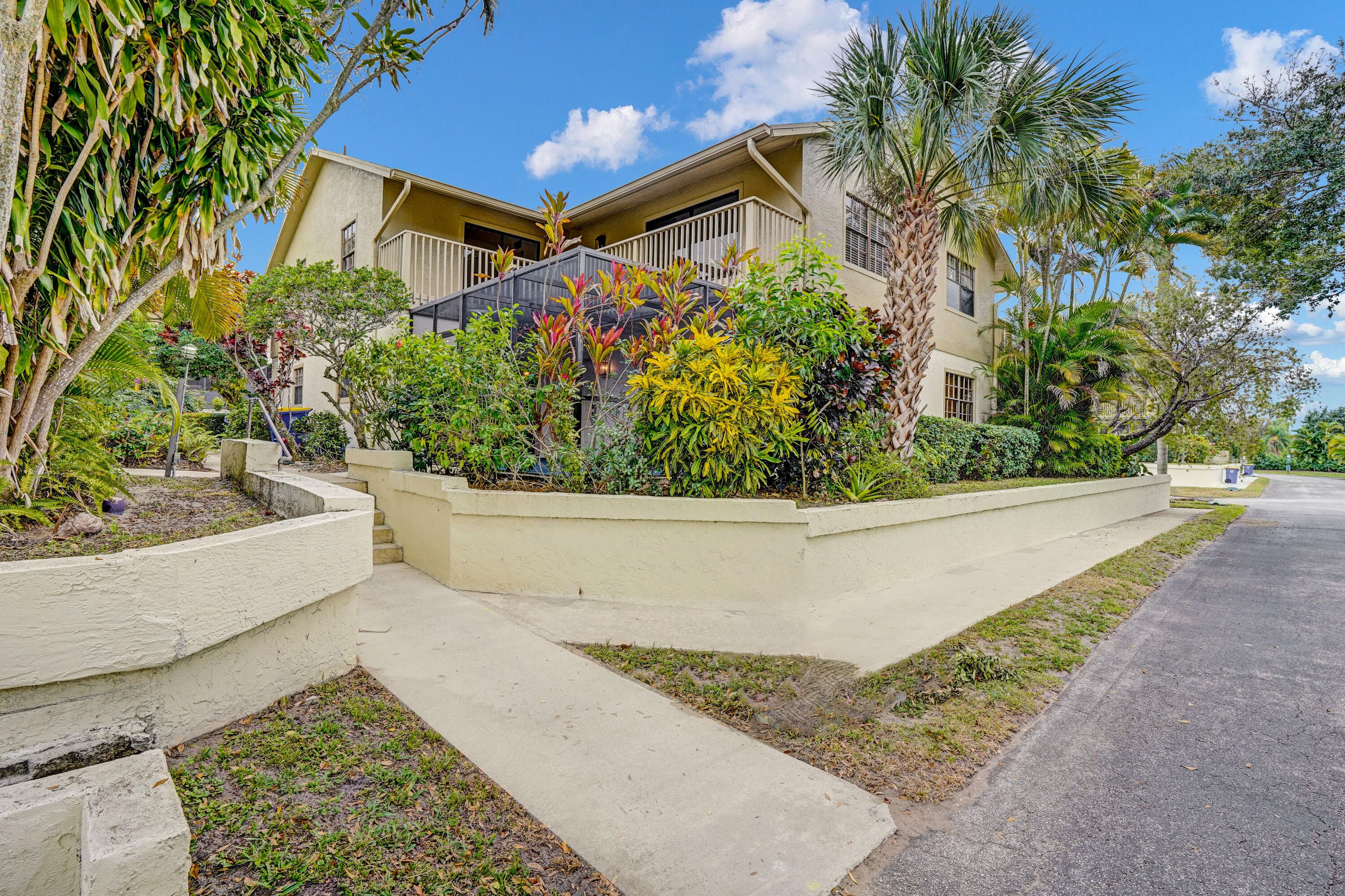 7437 SE Jamestown Terrace 1304, Hobe Sound, FL 33455 — photo 5 of 30