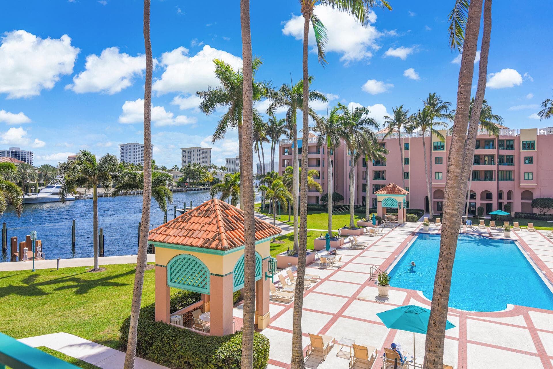 100 SE 5th Avenue 305, Boca Raton, FL 33432 — photo