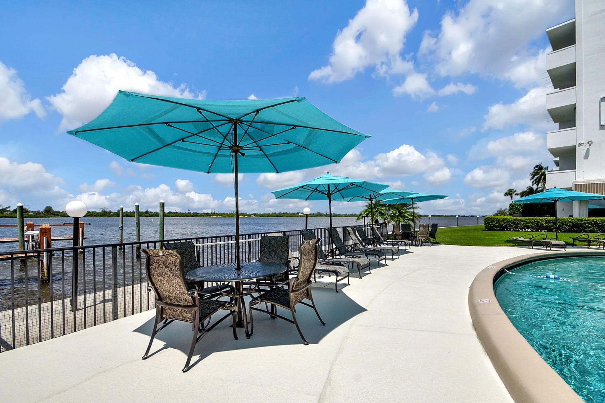 2840 S Ocean Boulevard 413, Palm Beach, FL 33480 — photo 27 of 33