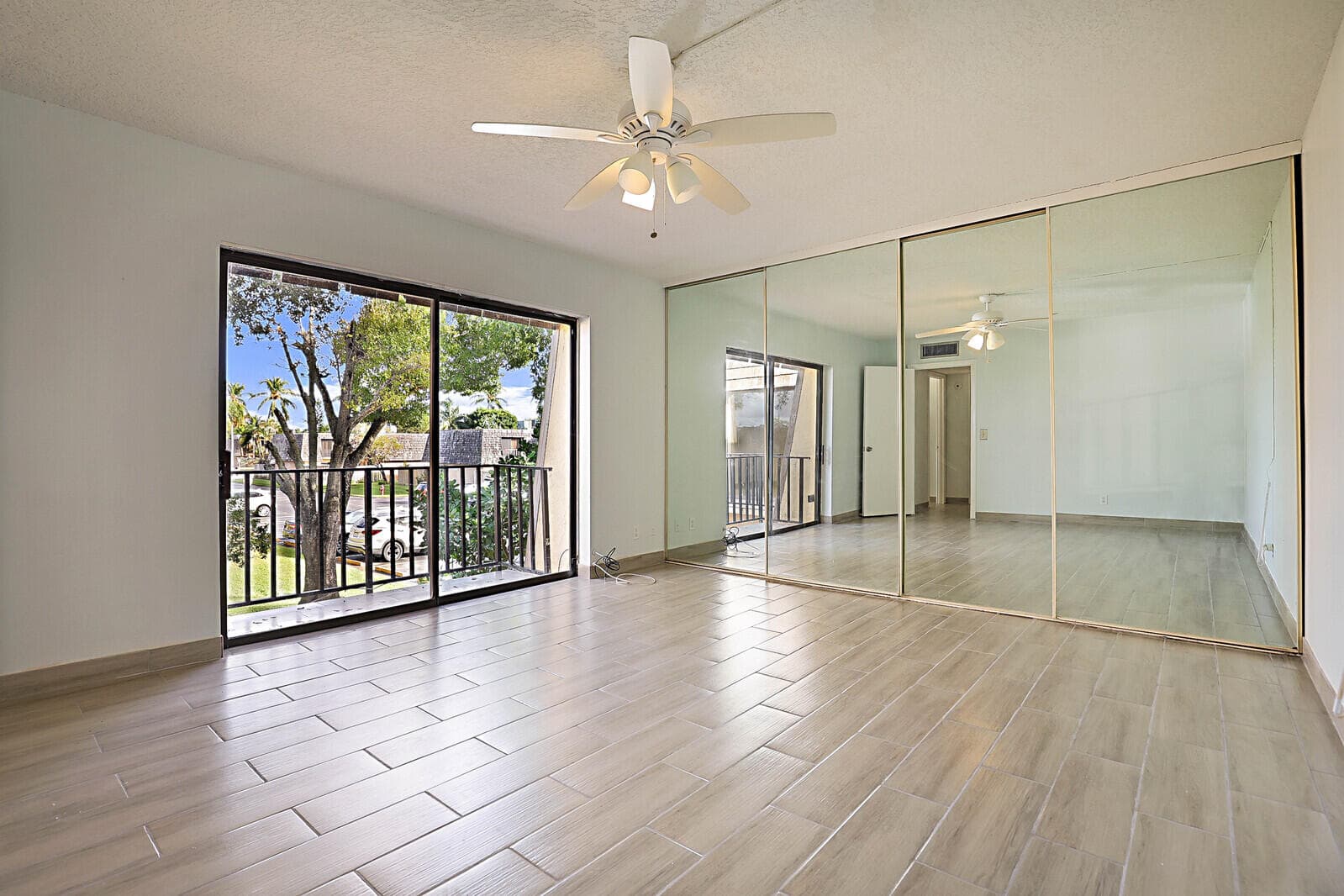 253 Woodland Road, Palm Springs, FL 33461 — photo 18 of 27