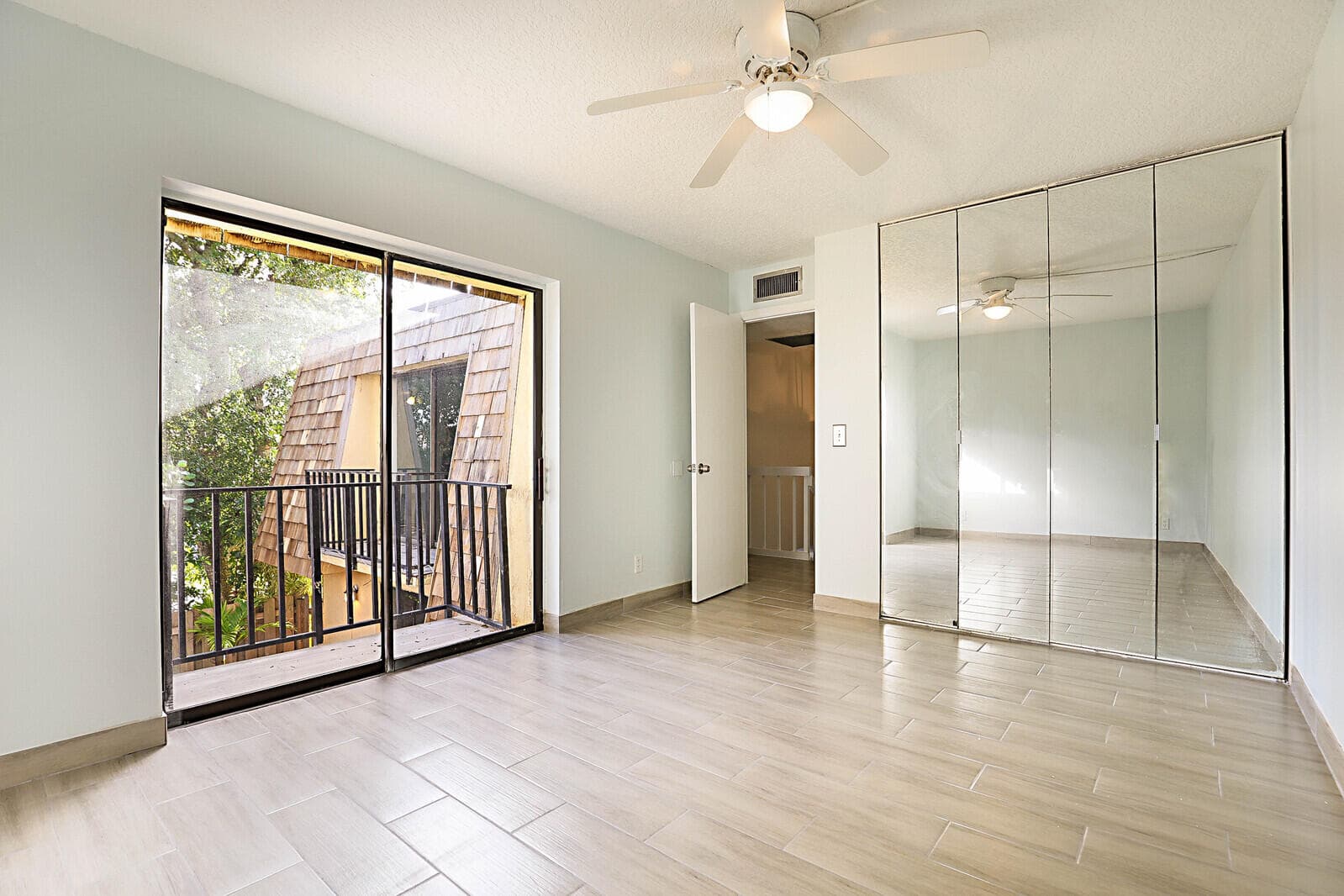 253 Woodland Road, Palm Springs, FL 33461 — photo 23 of 27