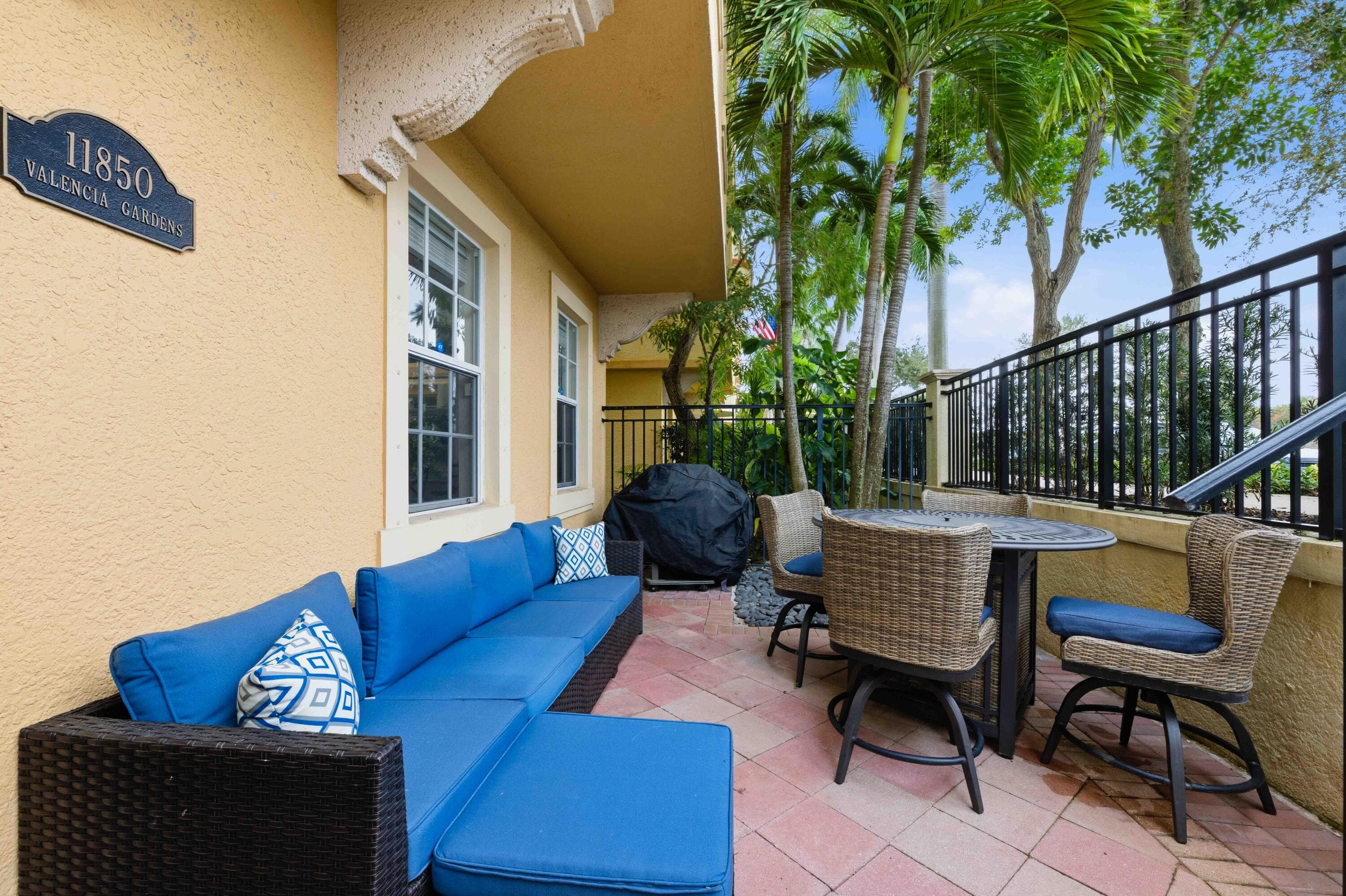 11850 Valencia Gardens Avenue, Palm Beach Gardens, FL 33410 — photo 32 of 37