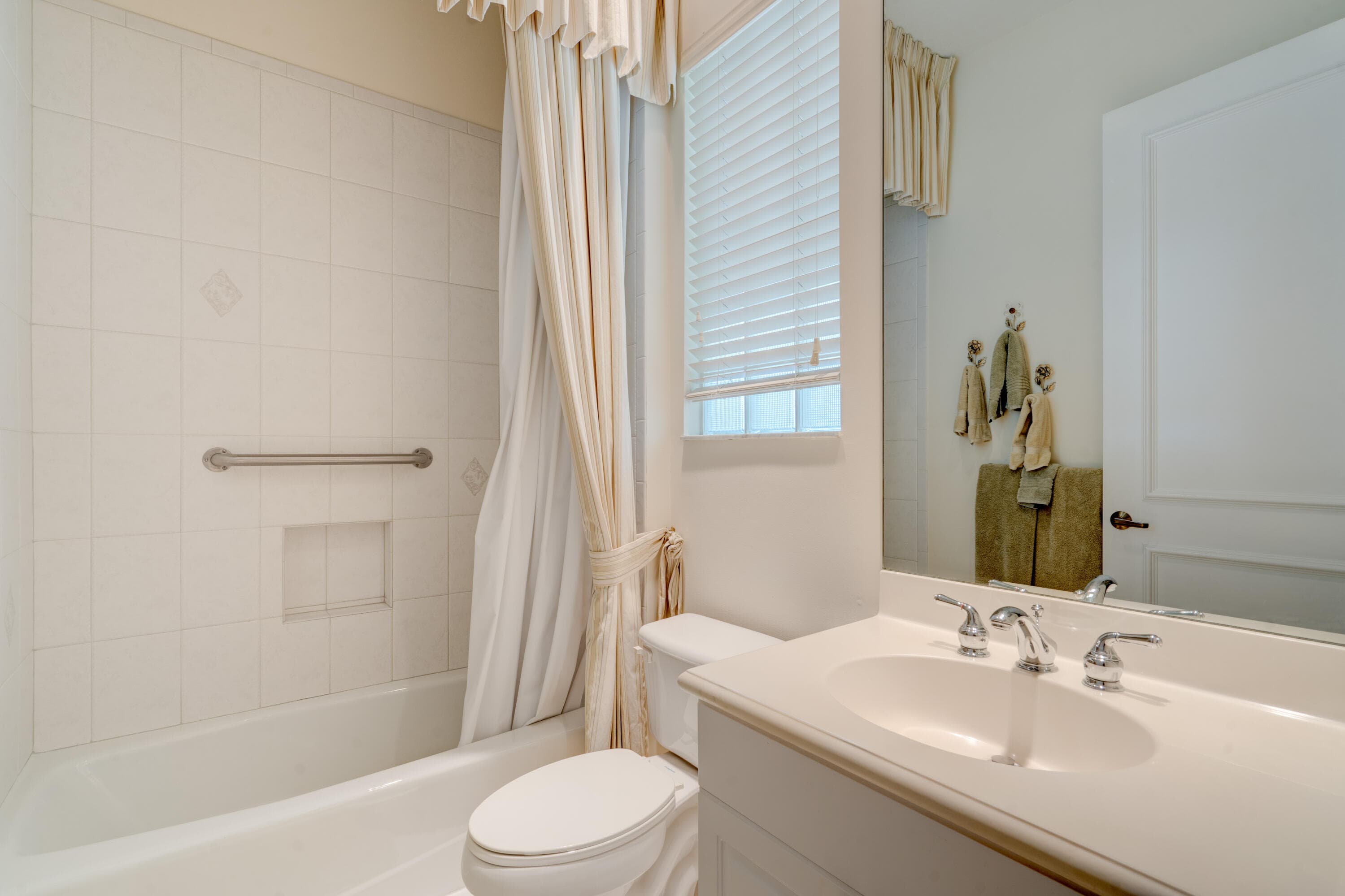 119 Esperanza Way, Palm Beach Gardens, FL 33418 — photo 29 of 63