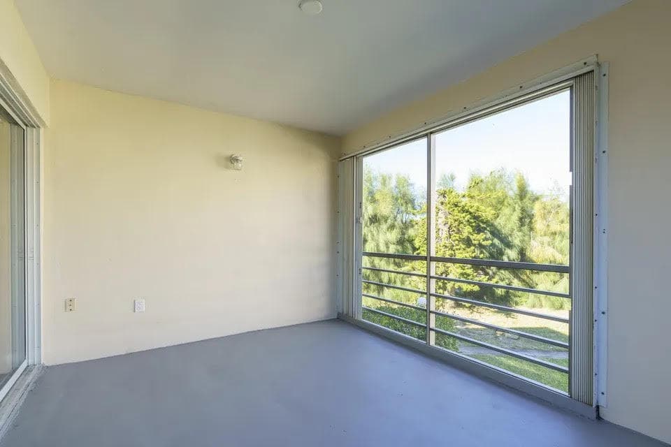 12036 Alternate A1a B4, Palm Beach Gardens, FL 33410 — photo 13 of 15