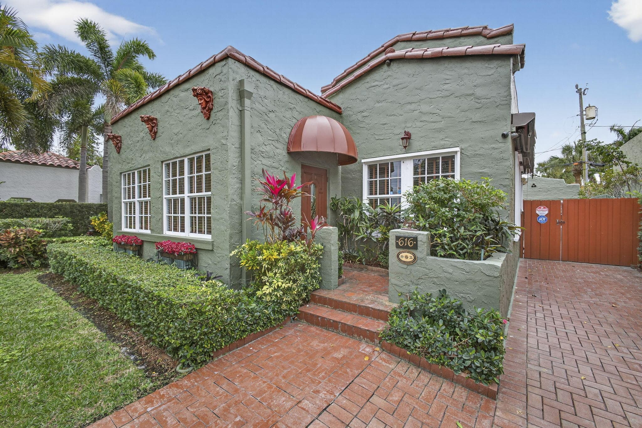 616 Upland Road, West Palm Beach, FL 33401 — photo 6 of 68