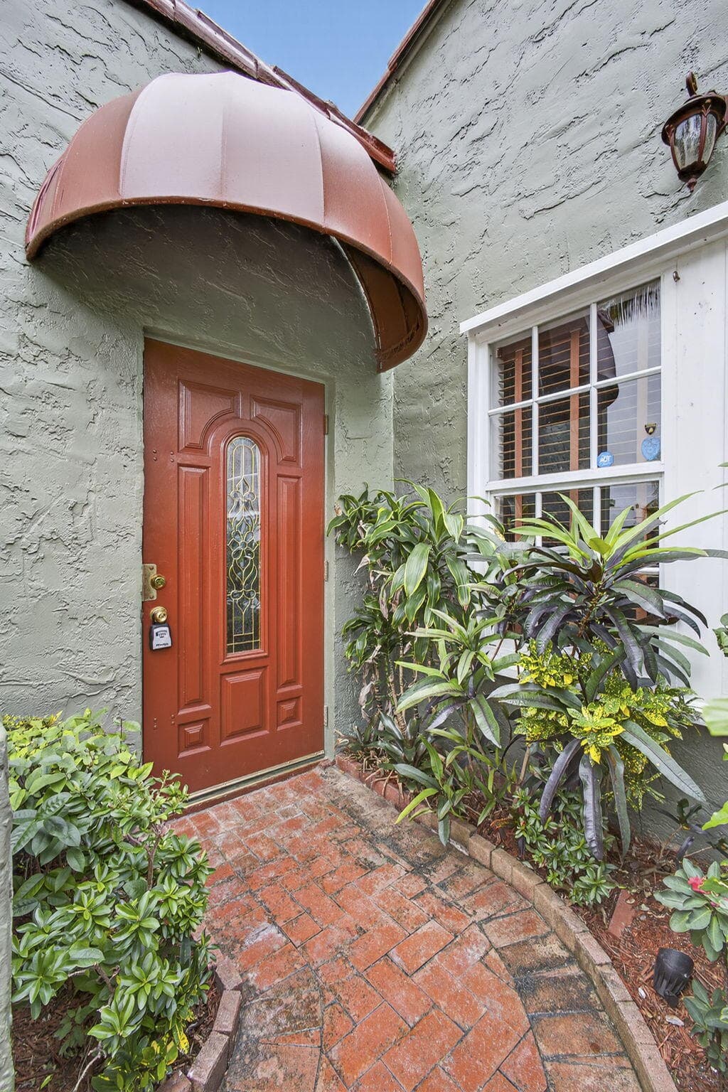 616 Upland Road, West Palm Beach, FL 33401 — photo 8 of 68