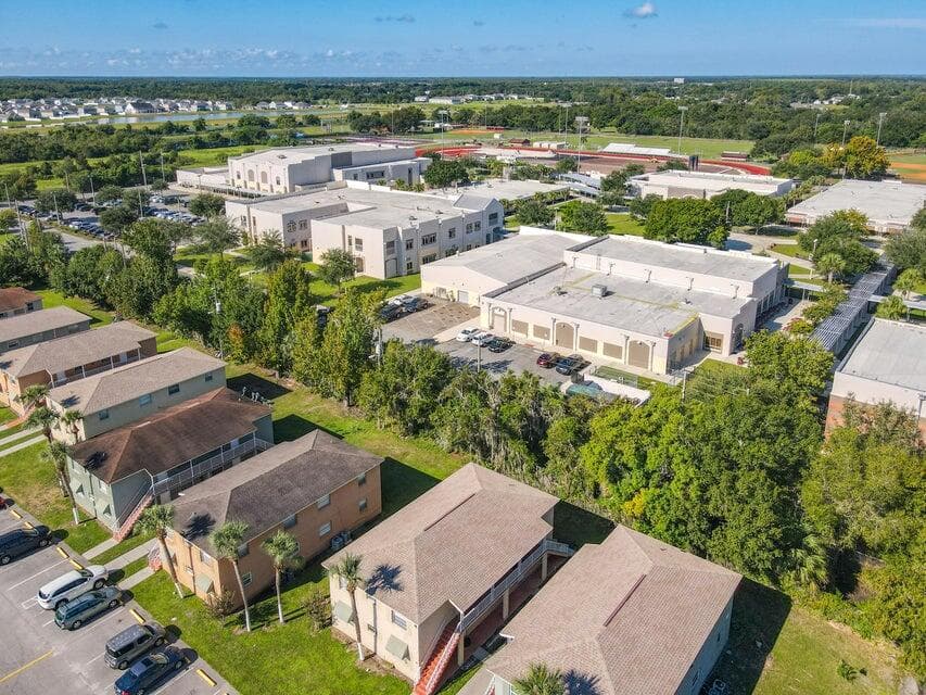 714 Michigan Court, St. Cloud, FL 34769 — photo 3 of 36
