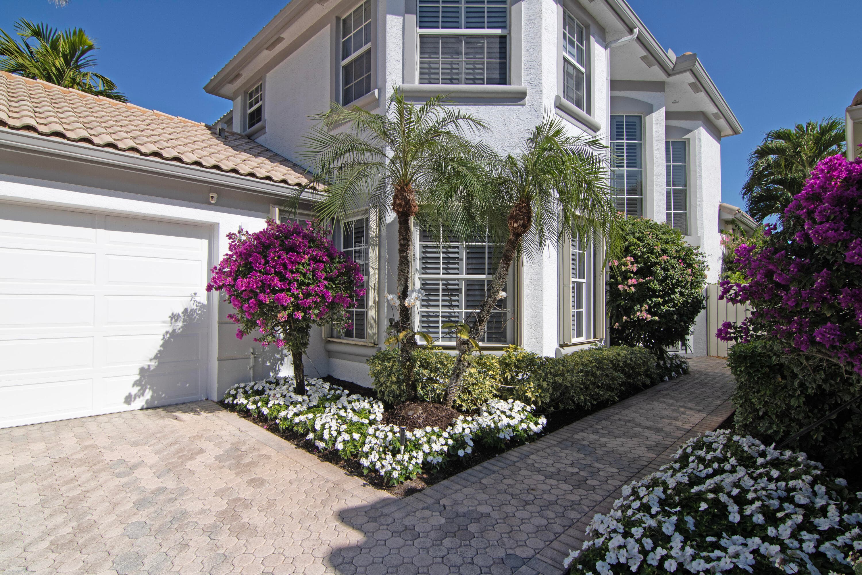 2610 Players Court, Wellington, FL 33414 — photo 3 of 58